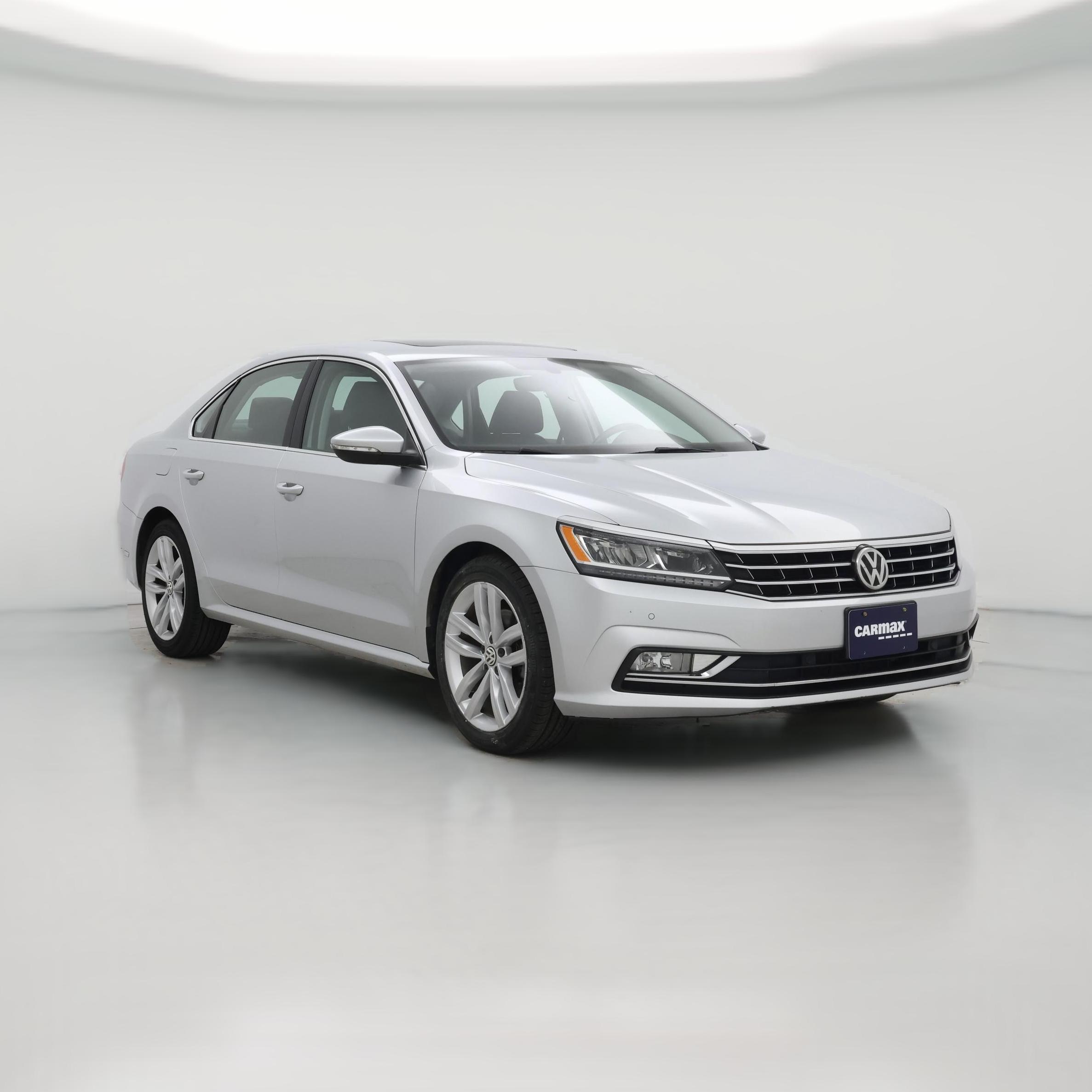 Thumbnail: 2018 Volkswagen Passat - 1