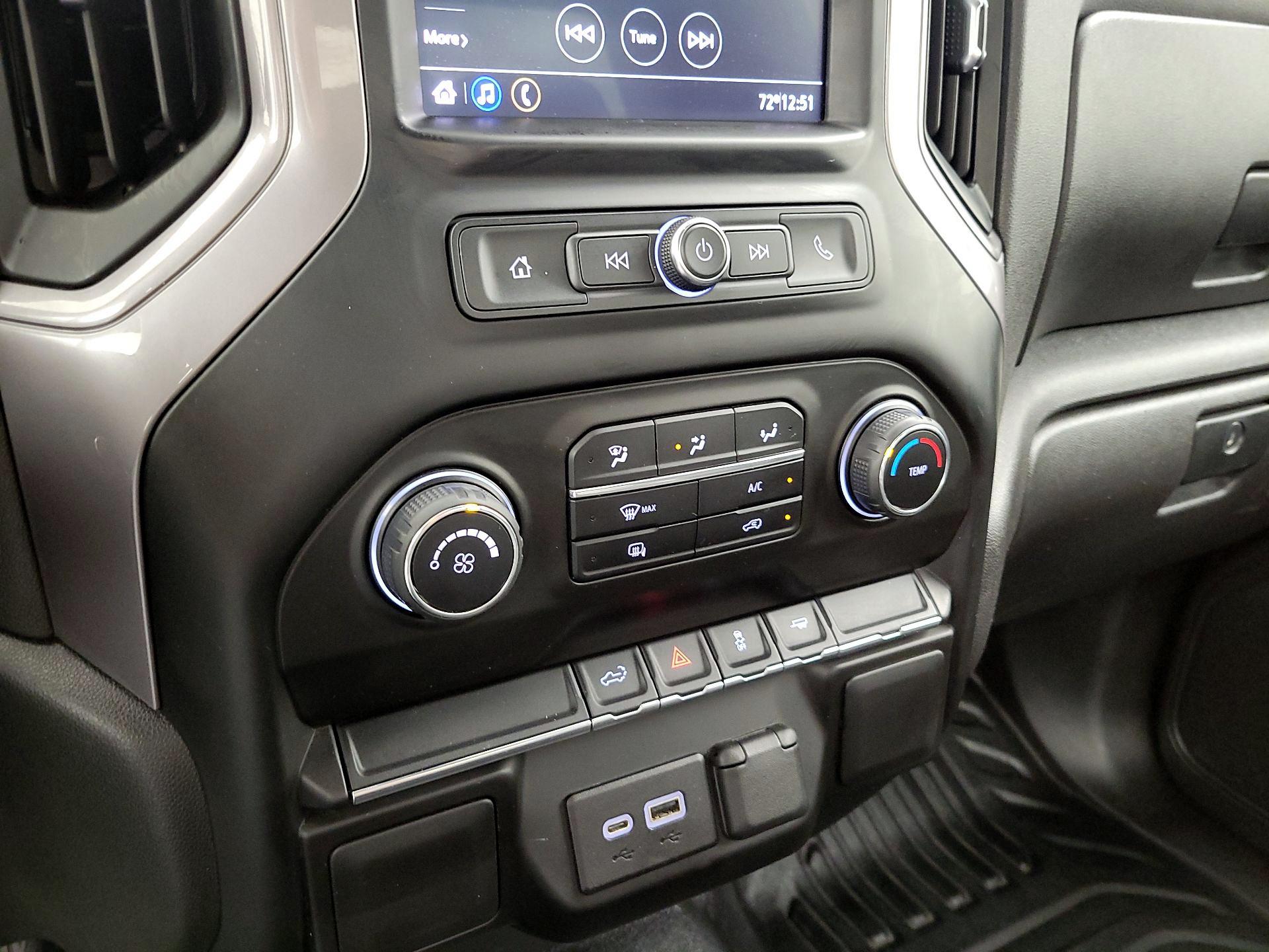 Thumbnail: 2021 Chevrolet Silverado 1500 - 16