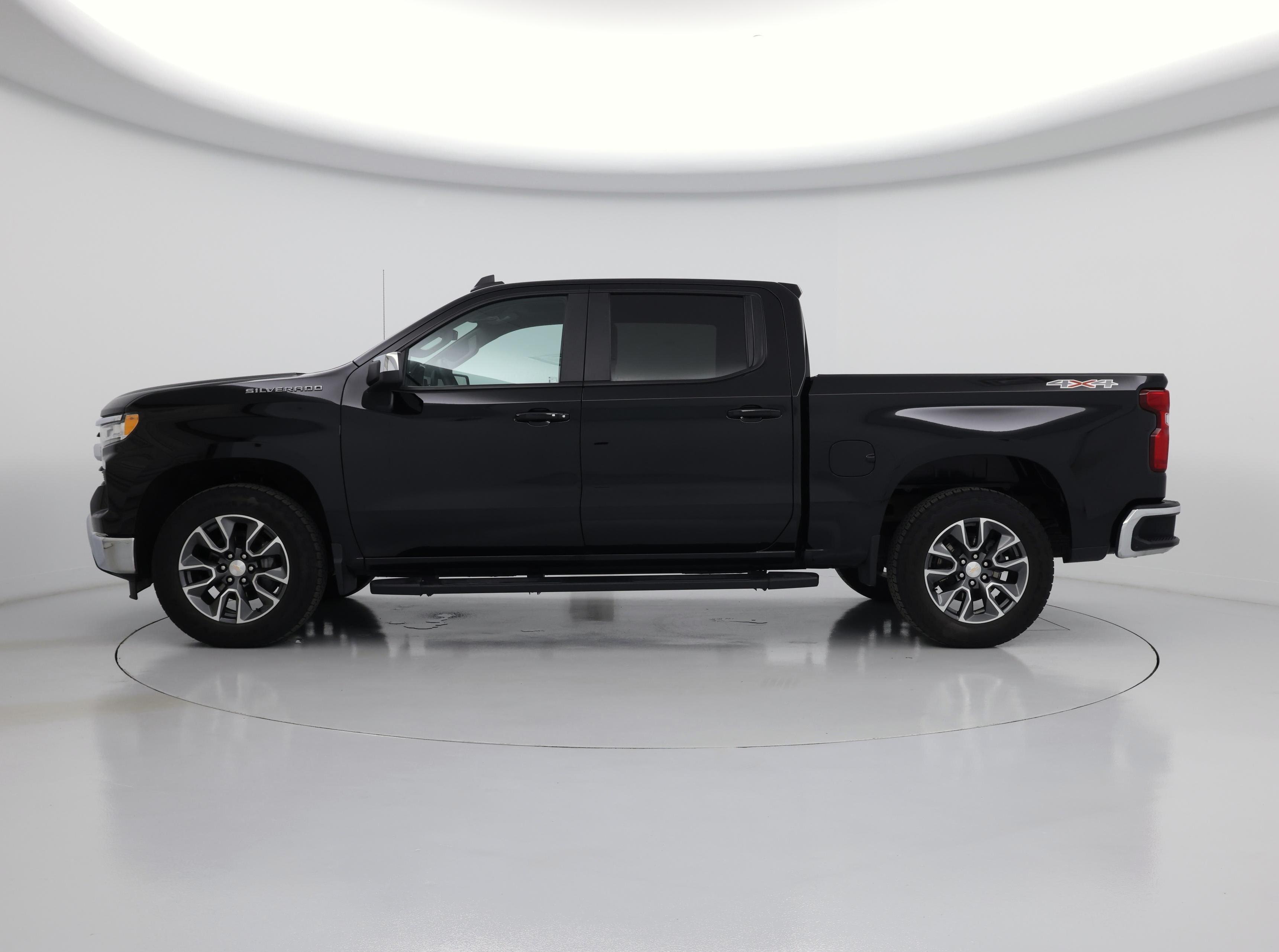 Thumbnail: 2024 Chevrolet Silverado 1500 - 3