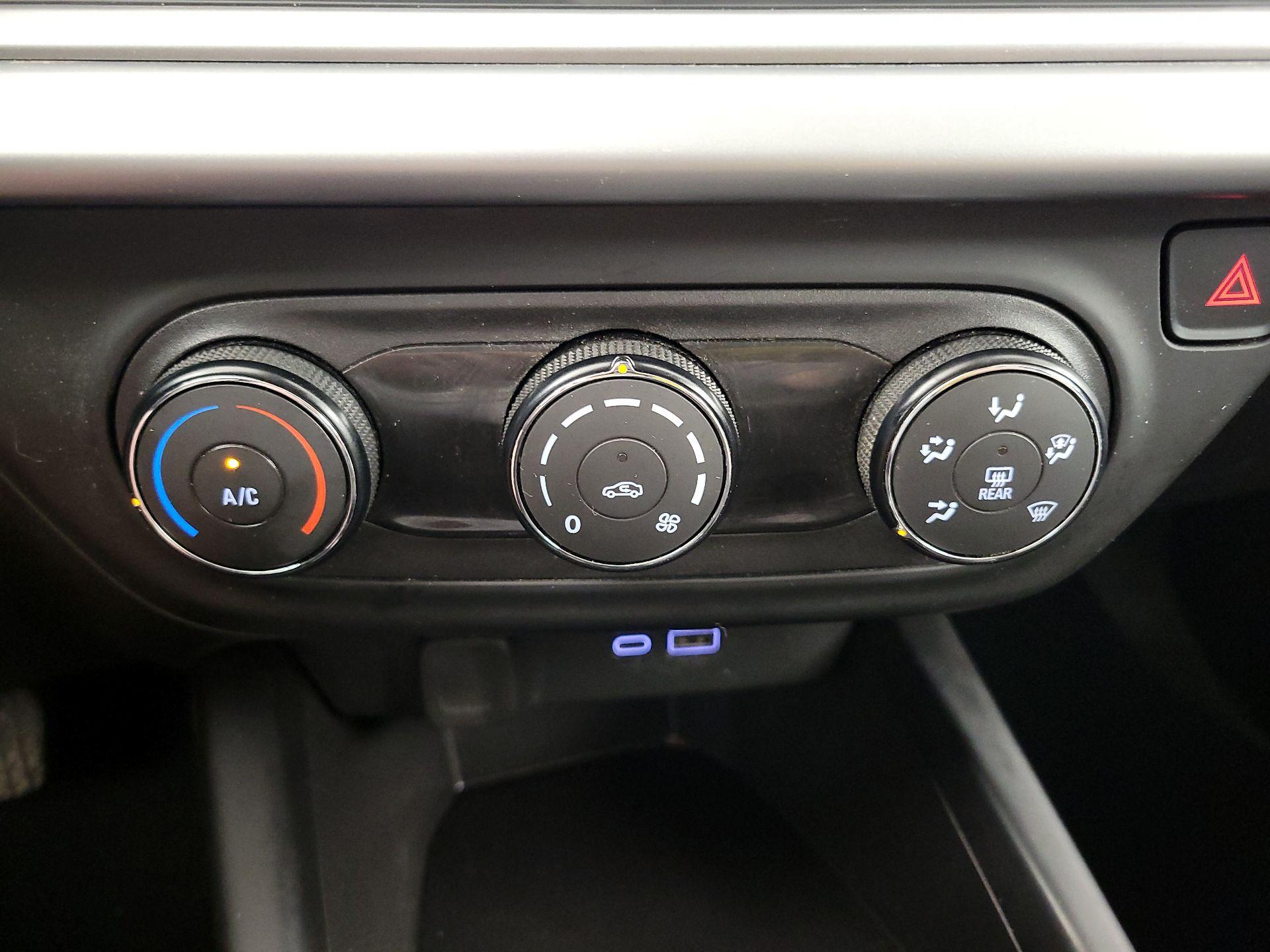 Thumbnail: 2025 Chevrolet Trax - 16