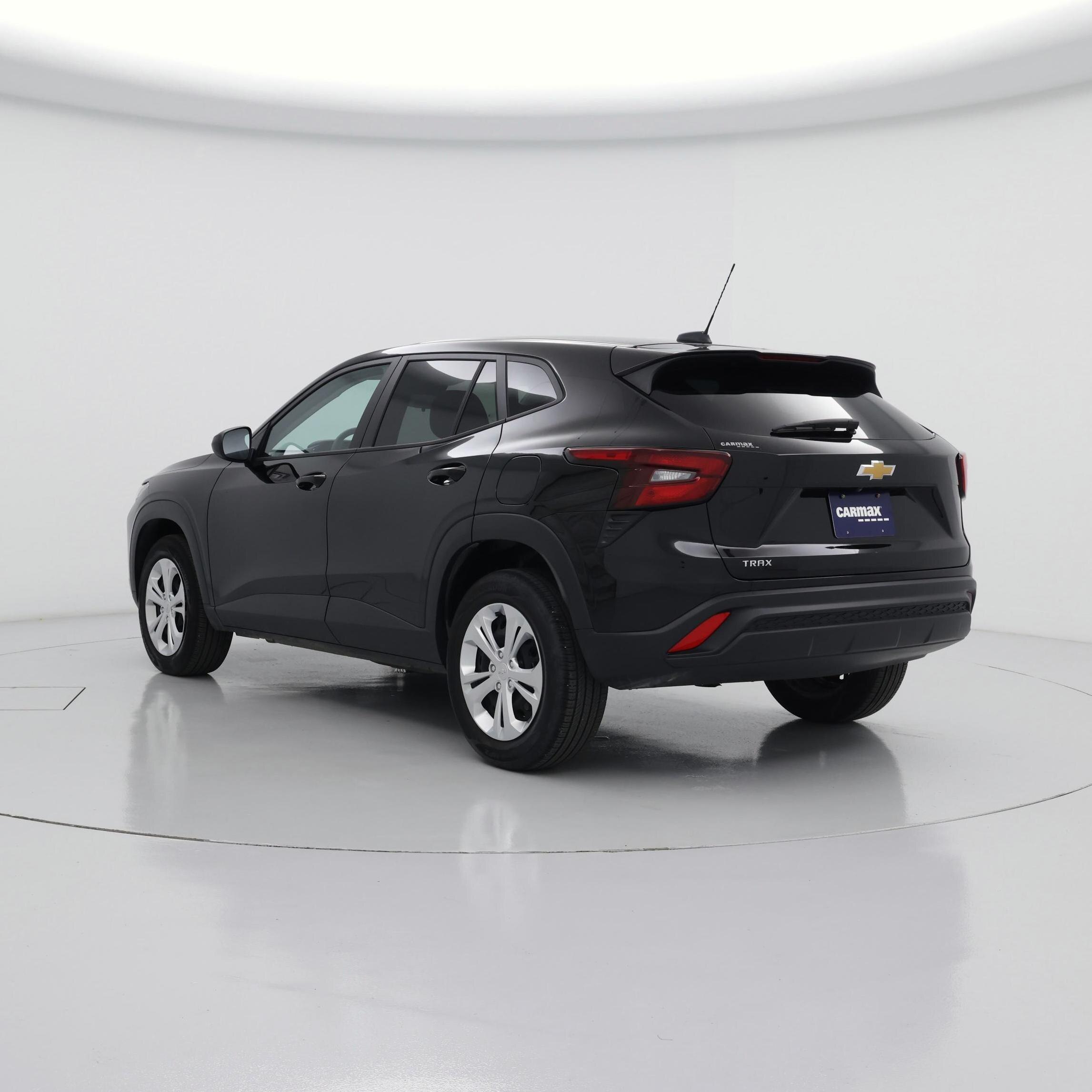 Thumbnail: 2025 Chevrolet Trax - 2