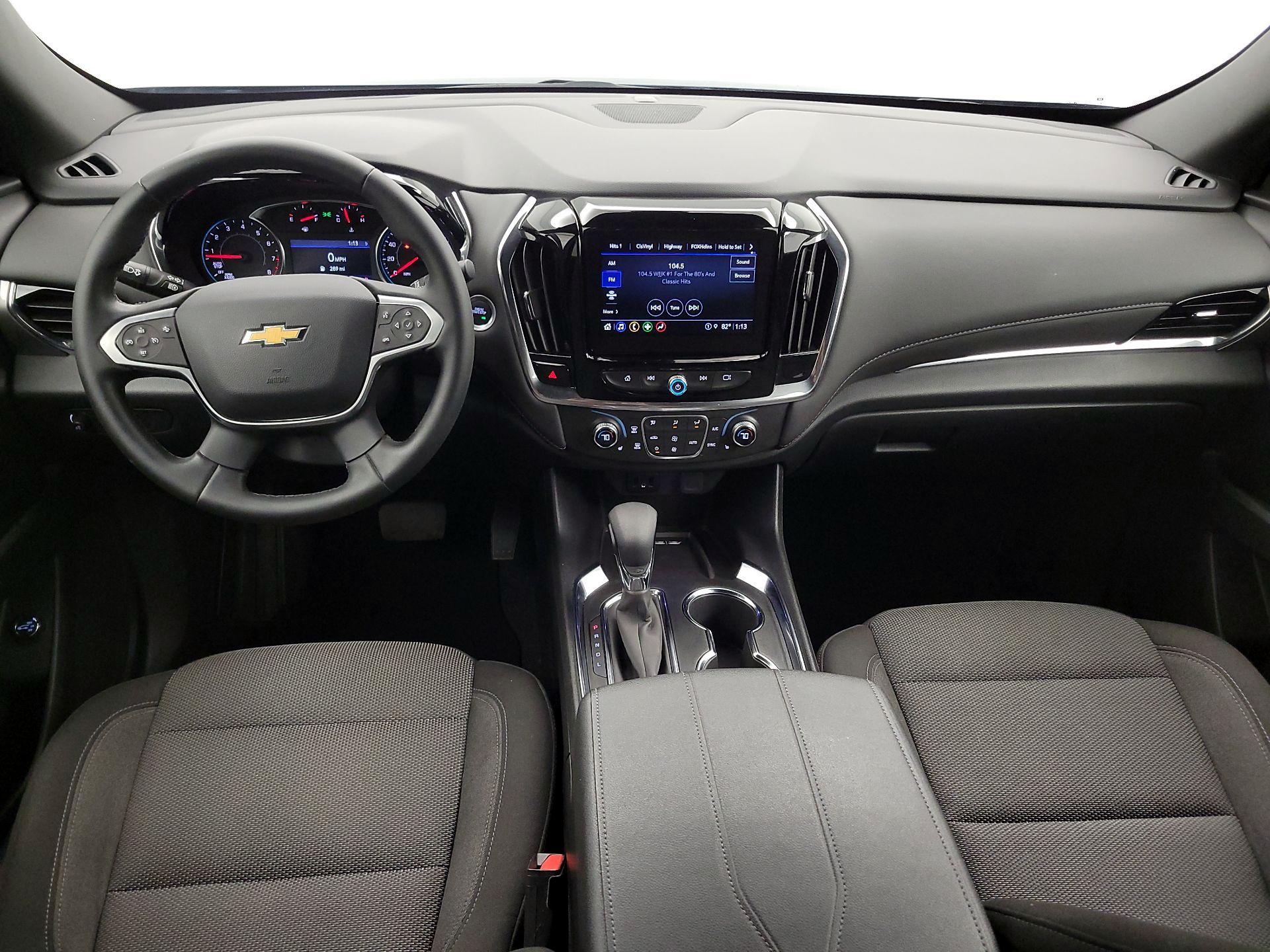 Thumbnail: 2023 Chevrolet Traverse - 9