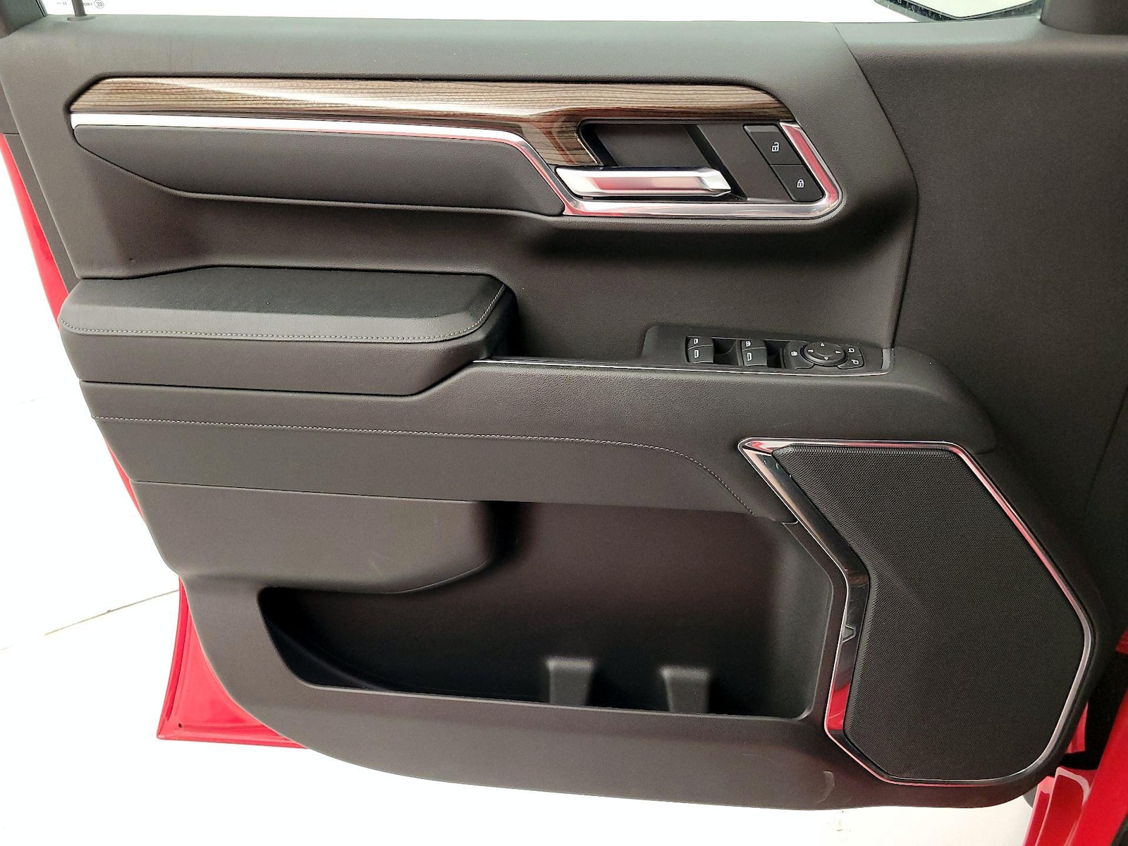 2024 Chevrolet Silverado 1500 LT - Photo 13
