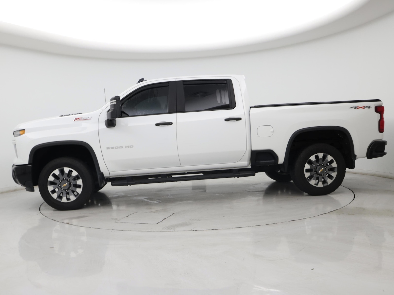 2024 Chevrolet Silverado 2500HD Custom - Photo 4