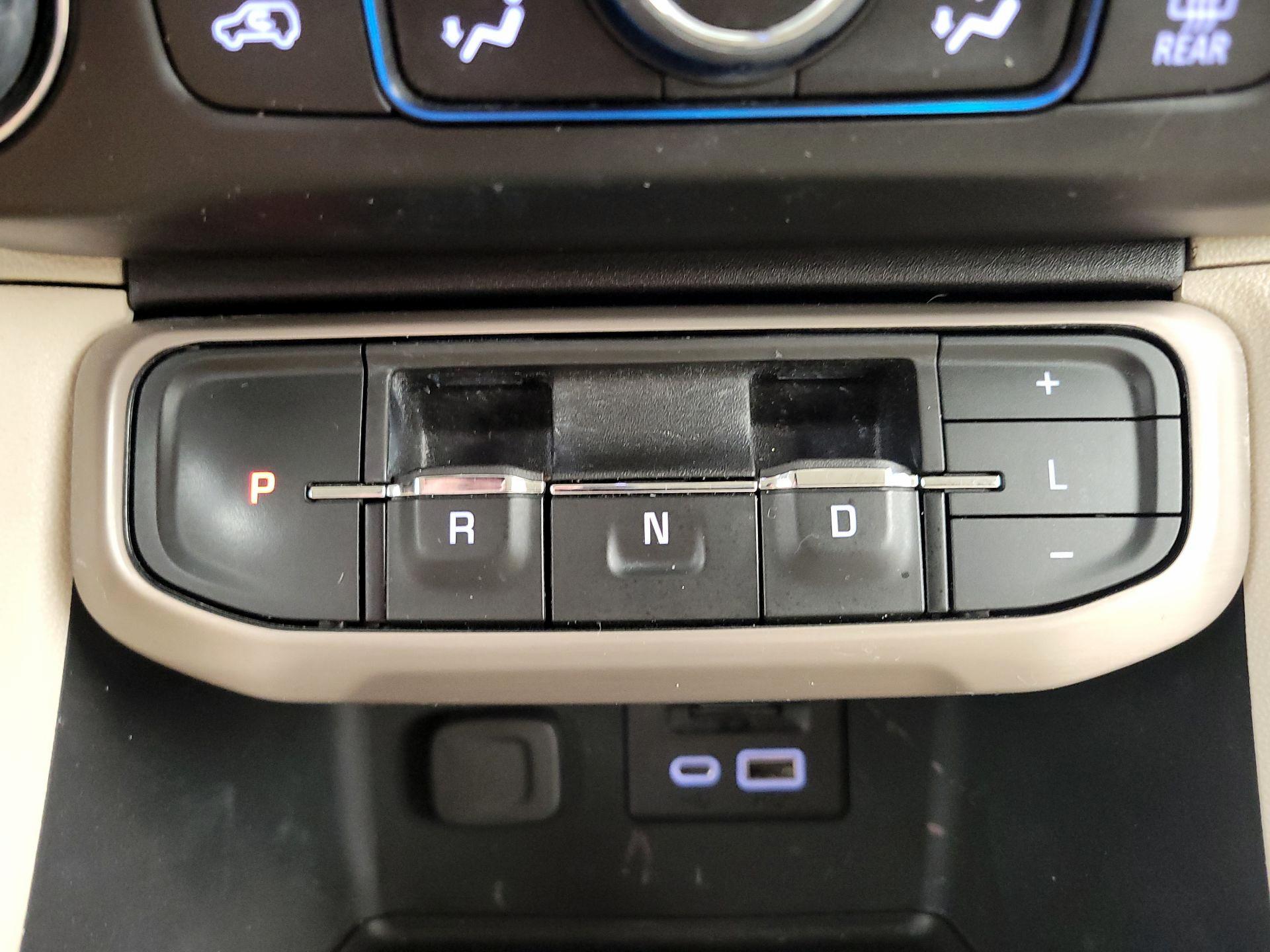 Thumbnail: 2023 GMC Acadia - 18