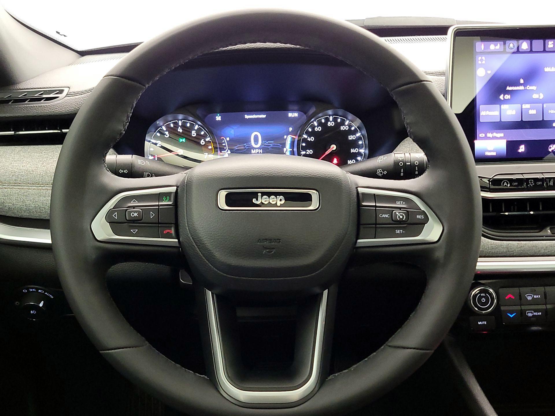 Thumbnail: 2023 Jeep Compass - 10