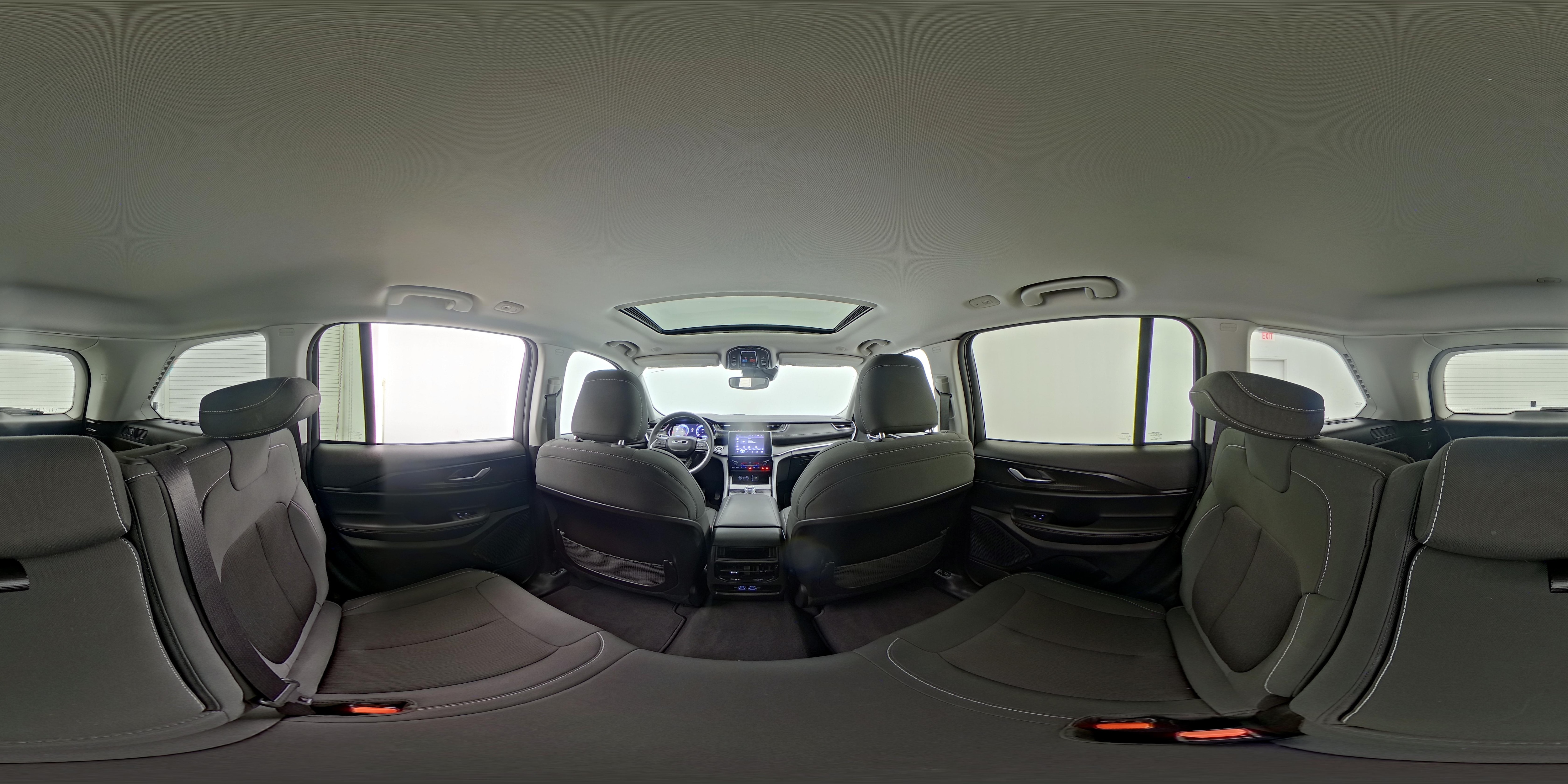 2023 Jeep Grand Cherokee Laredo - Photo 26