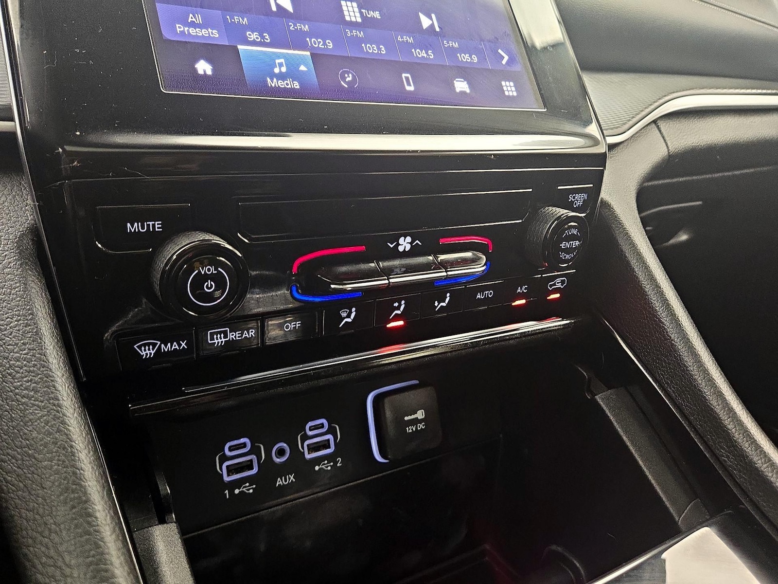 2023 Jeep Grand Cherokee Laredo - Photo 17