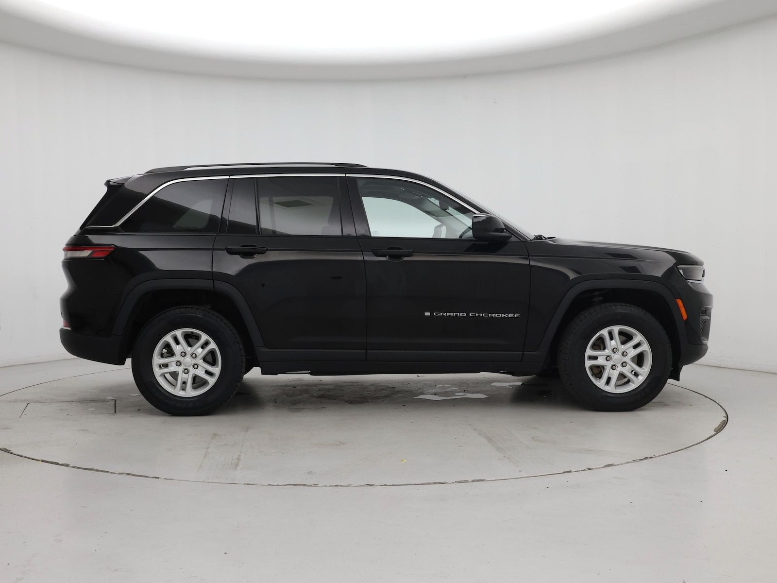 2023 Jeep Grand Cherokee Laredo - Photo 8