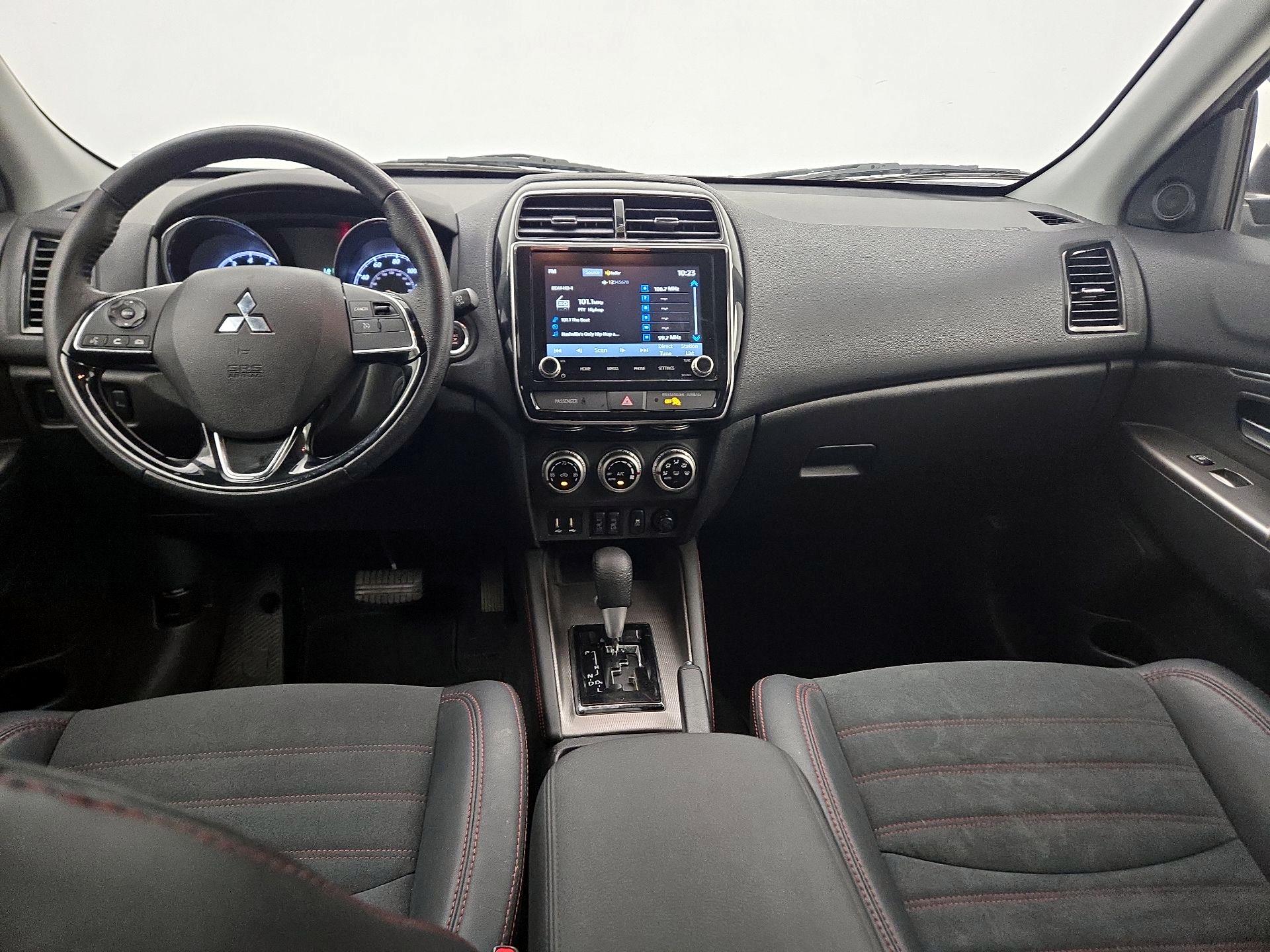 Thumbnail: 2023 Mitsubishi Outlander Sport - 9