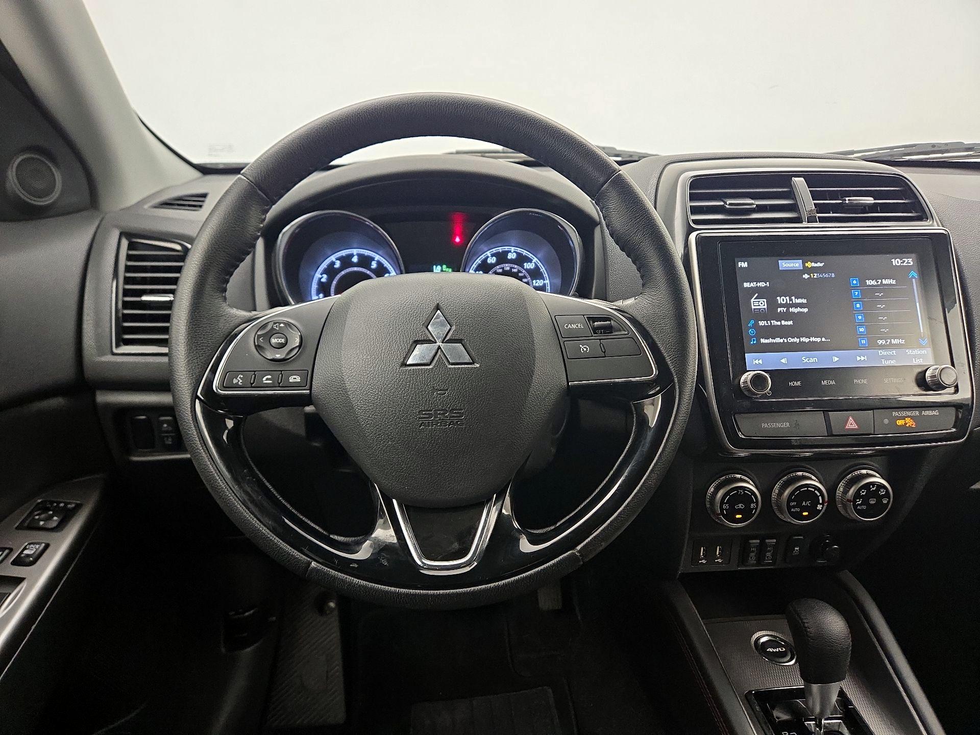 Thumbnail: 2023 Mitsubishi Outlander Sport - 10