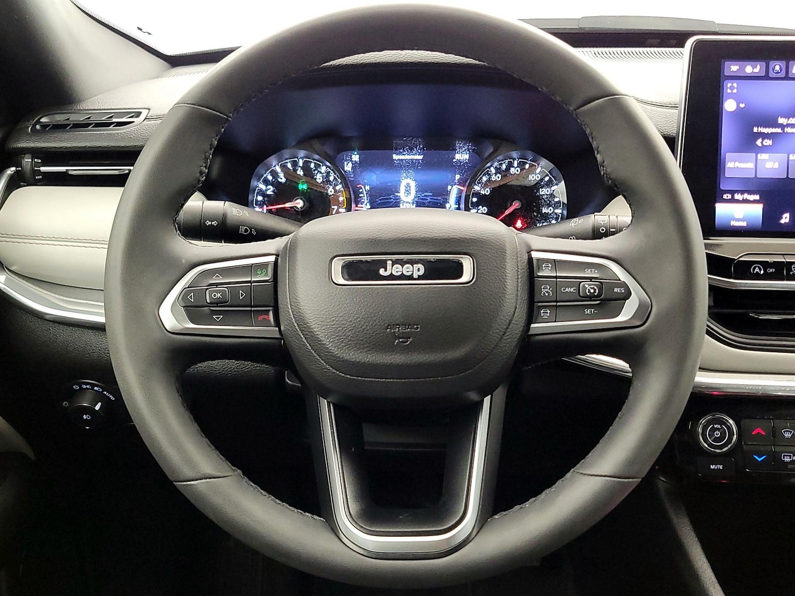 2024 Jeep Compass Limited - Photo 11