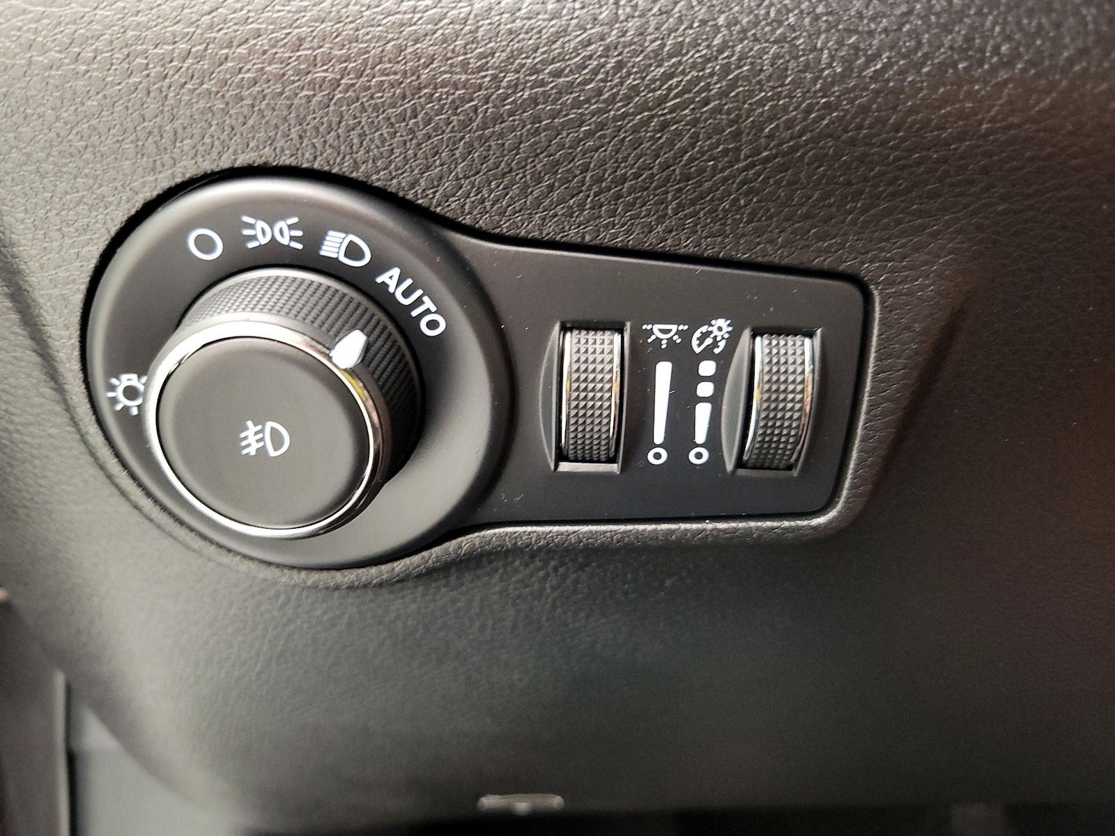 2024 Jeep Compass Limited - Photo 14