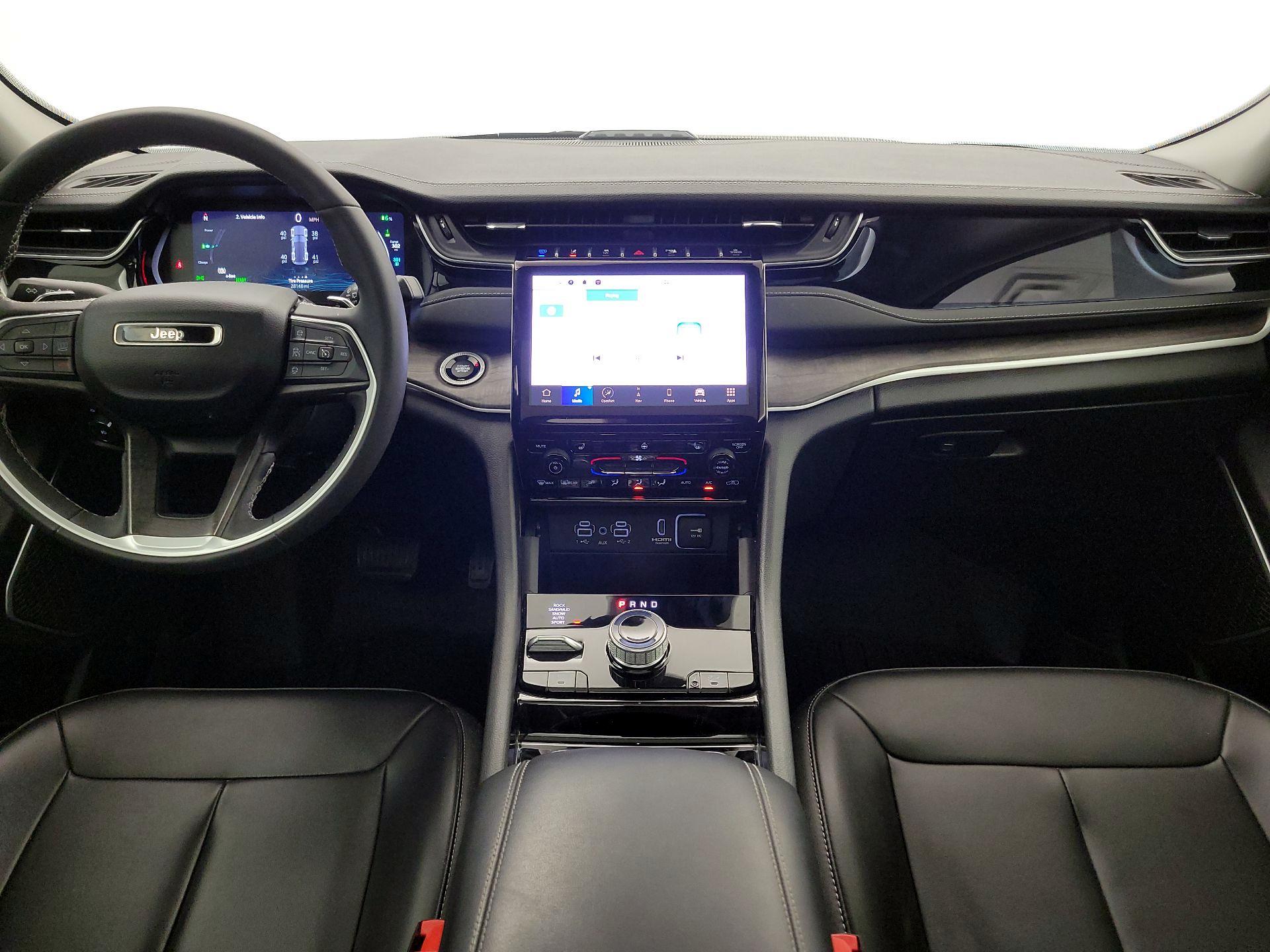 Thumbnail: 2023 Jeep Grand Cherokee - 9