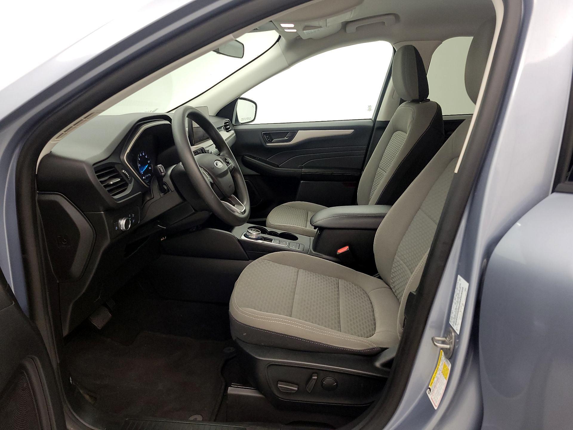 Thumbnail: 2022 Ford Escape - 11