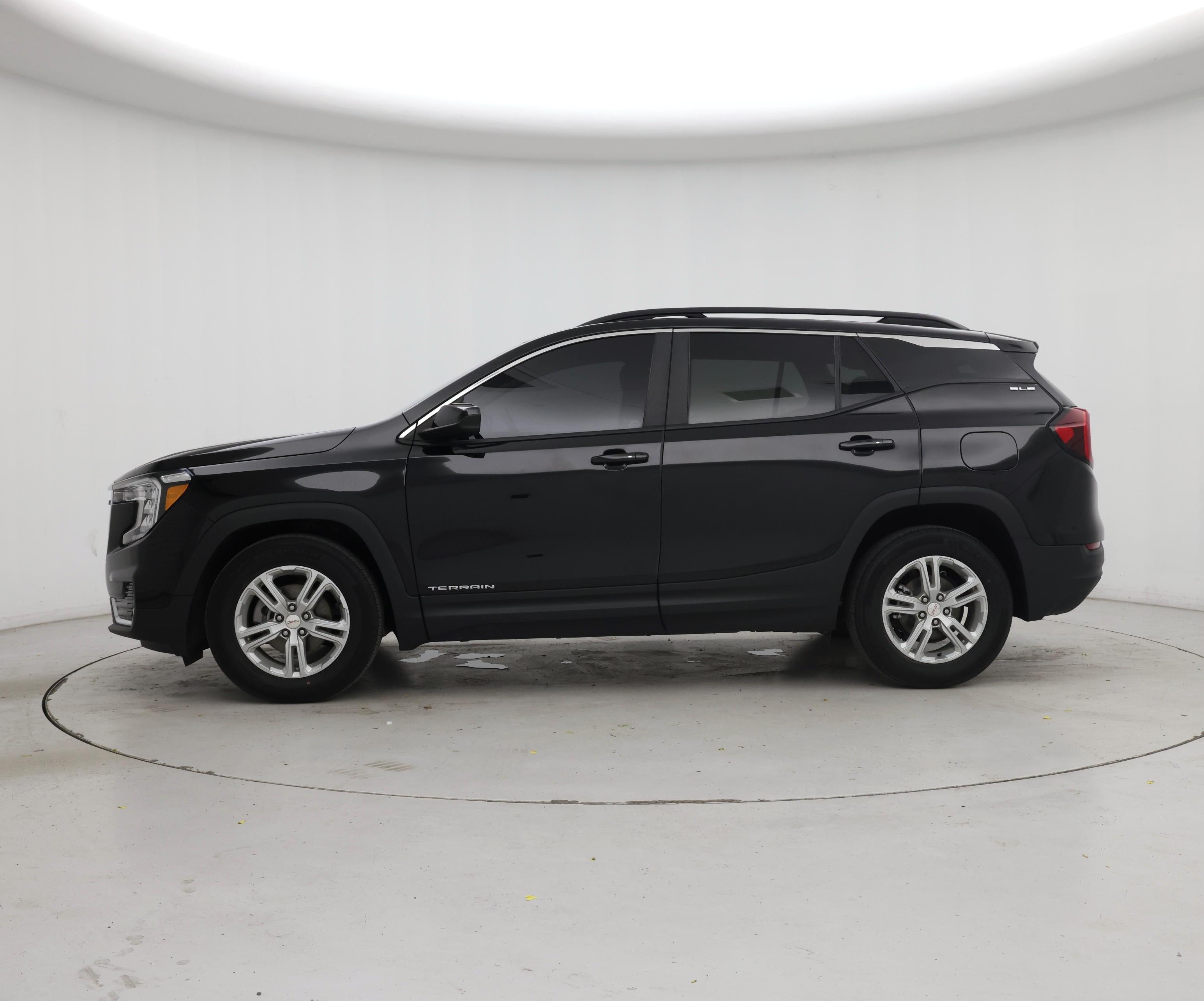 Thumbnail: 2022 GMC Terrain - 3