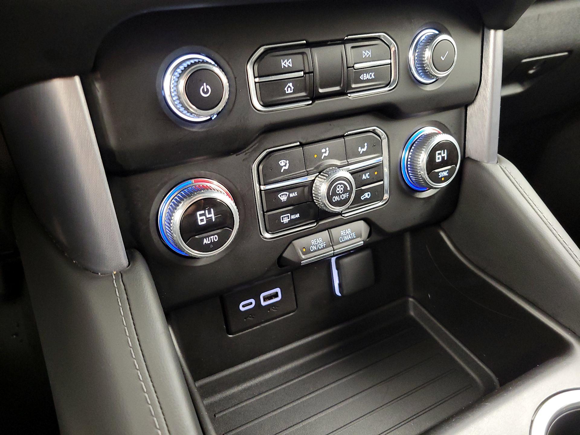 Thumbnail: 2024 GMC Yukon - 16
