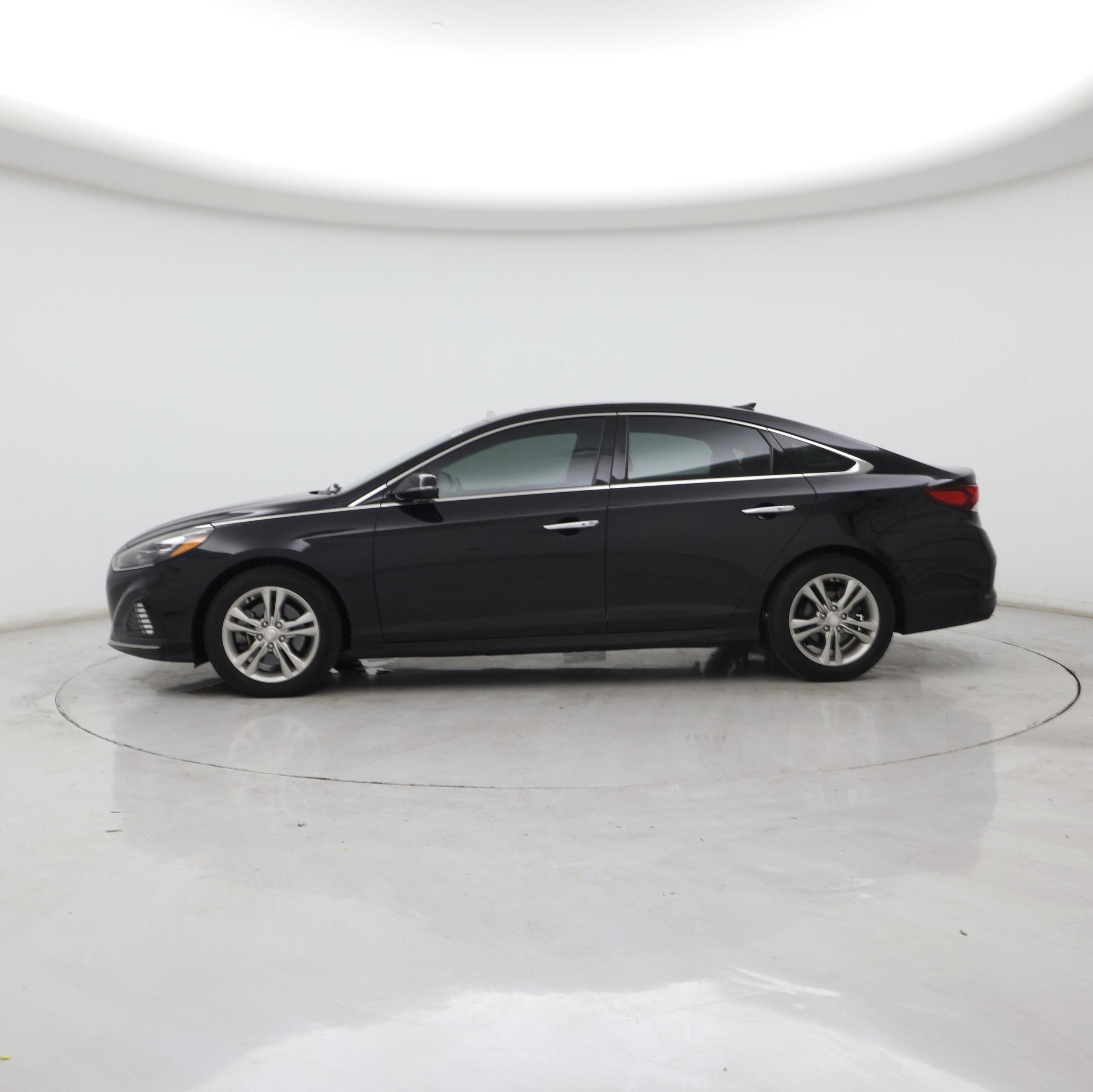 Thumbnail: 2018 Hyundai Sonata - 3