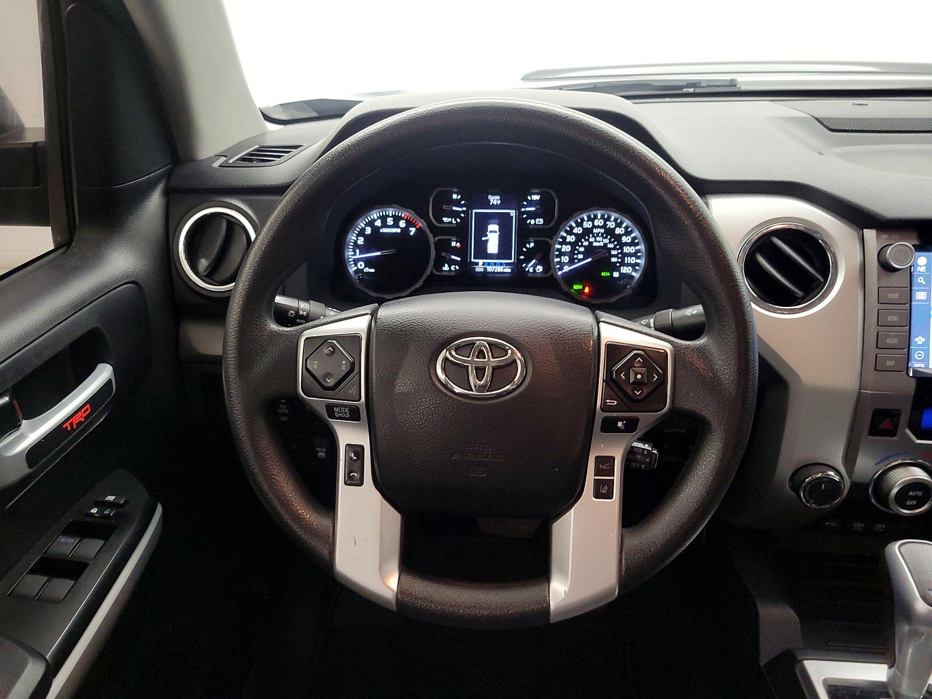 Thumbnail: 2021 Toyota Tundra - 10