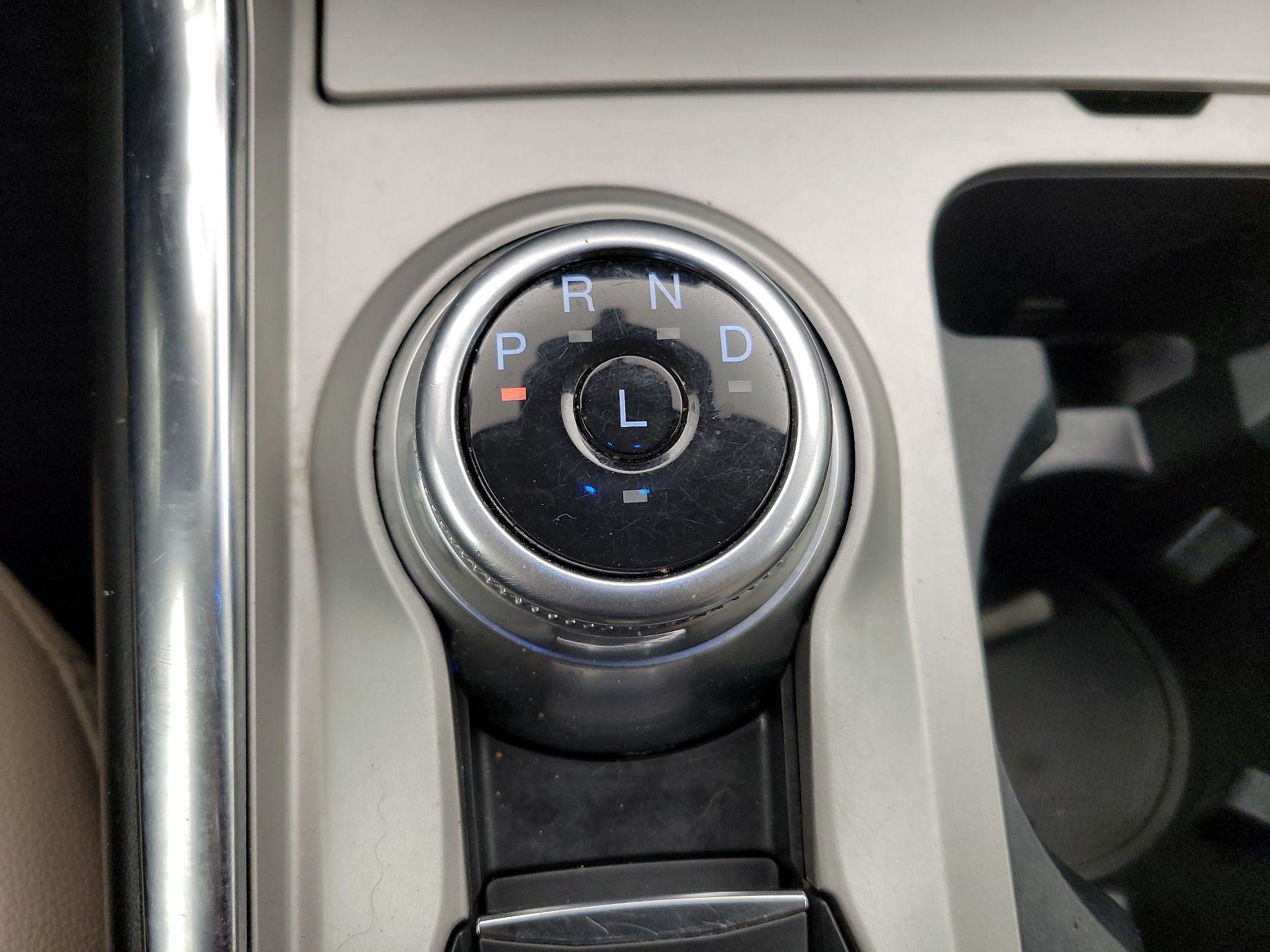 Thumbnail: 2022 Ford Explorer - 17