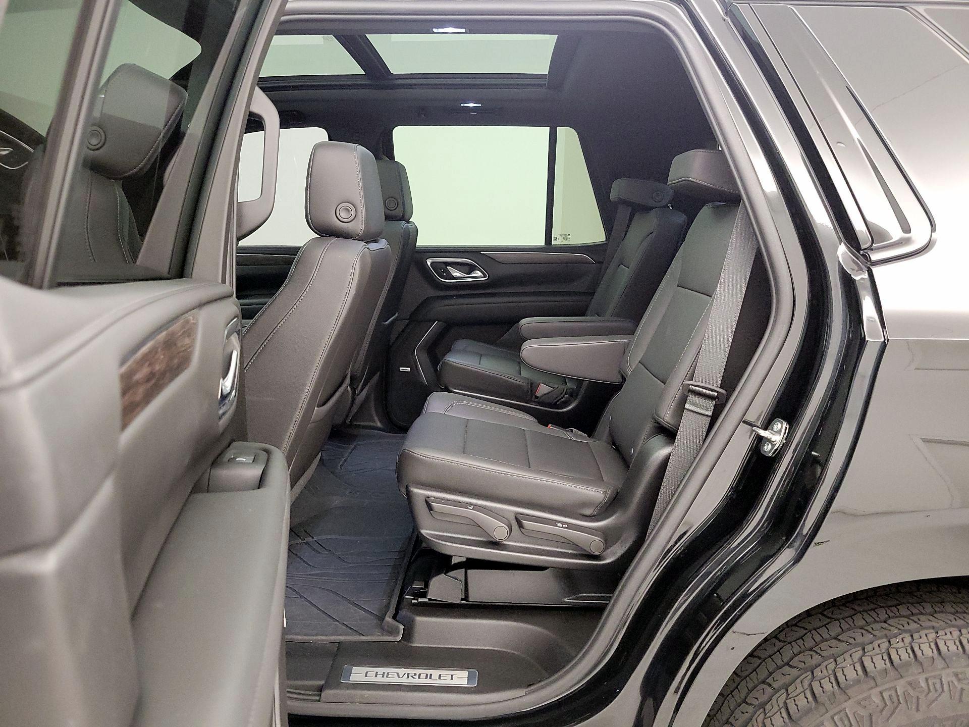 Thumbnail: 2024 Chevrolet Tahoe - 19