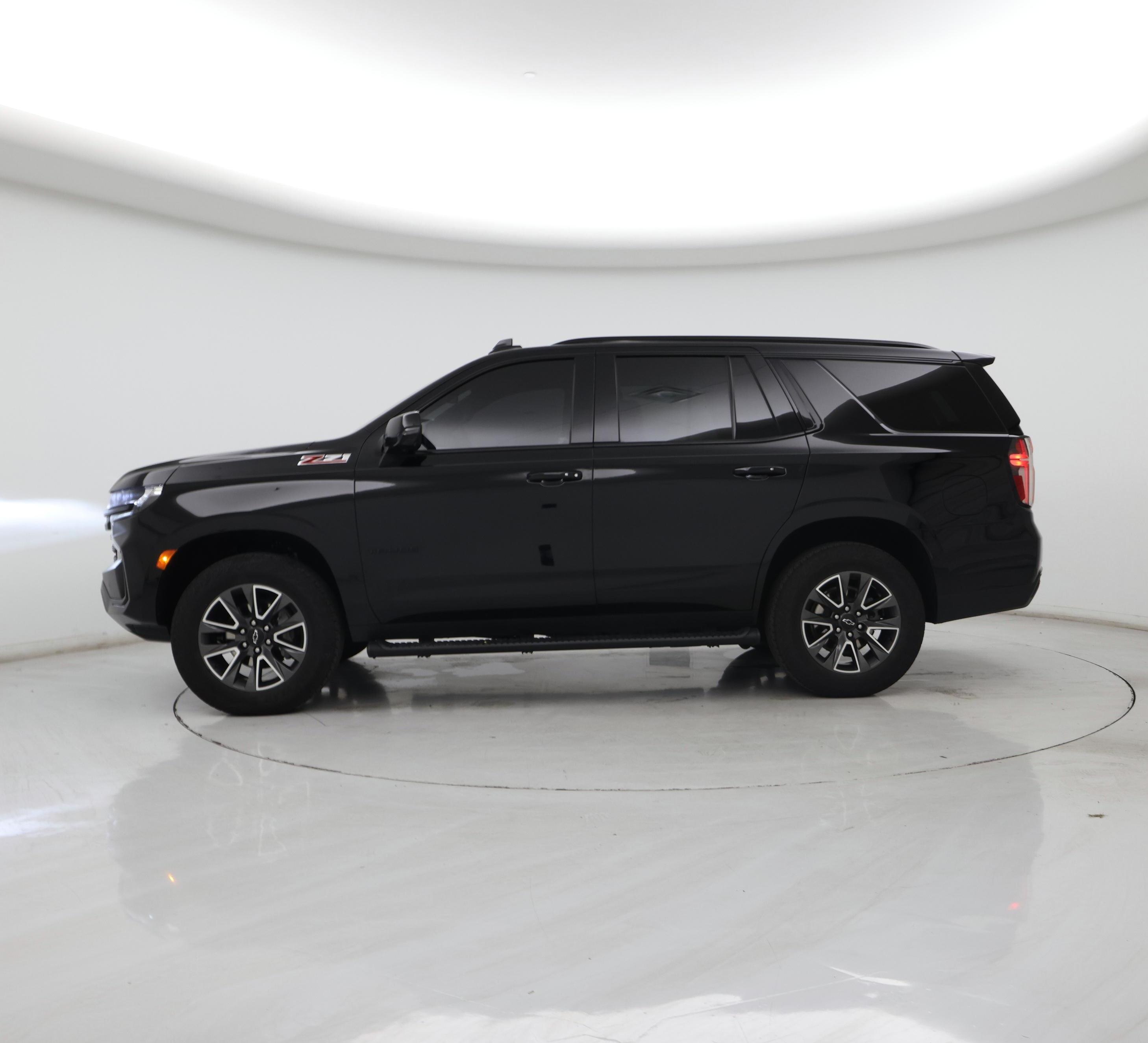 Thumbnail: 2024 Chevrolet Tahoe - 3