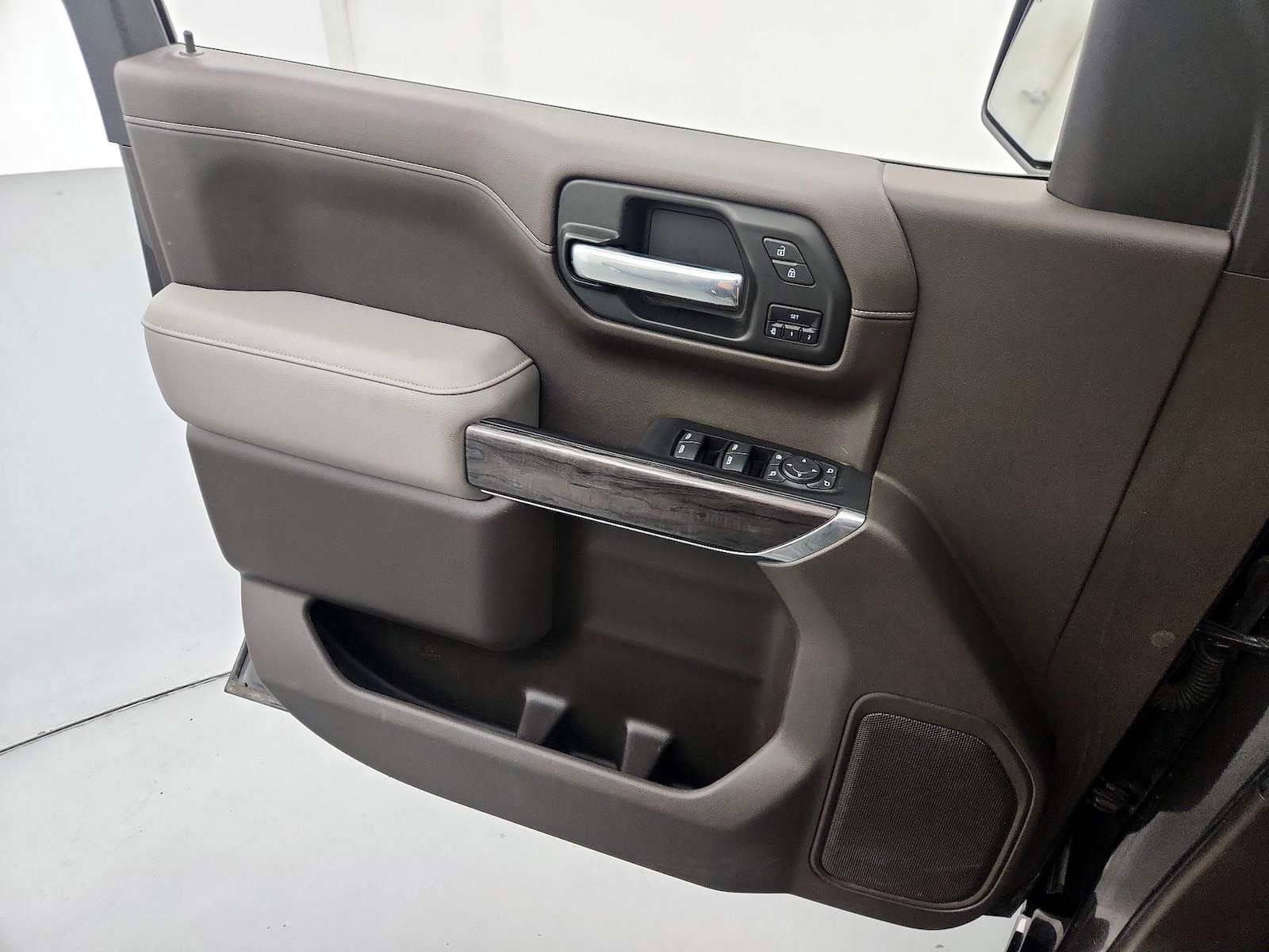 2022 Chevrolet Silverado 1500 Limited LTZ - Photo 14