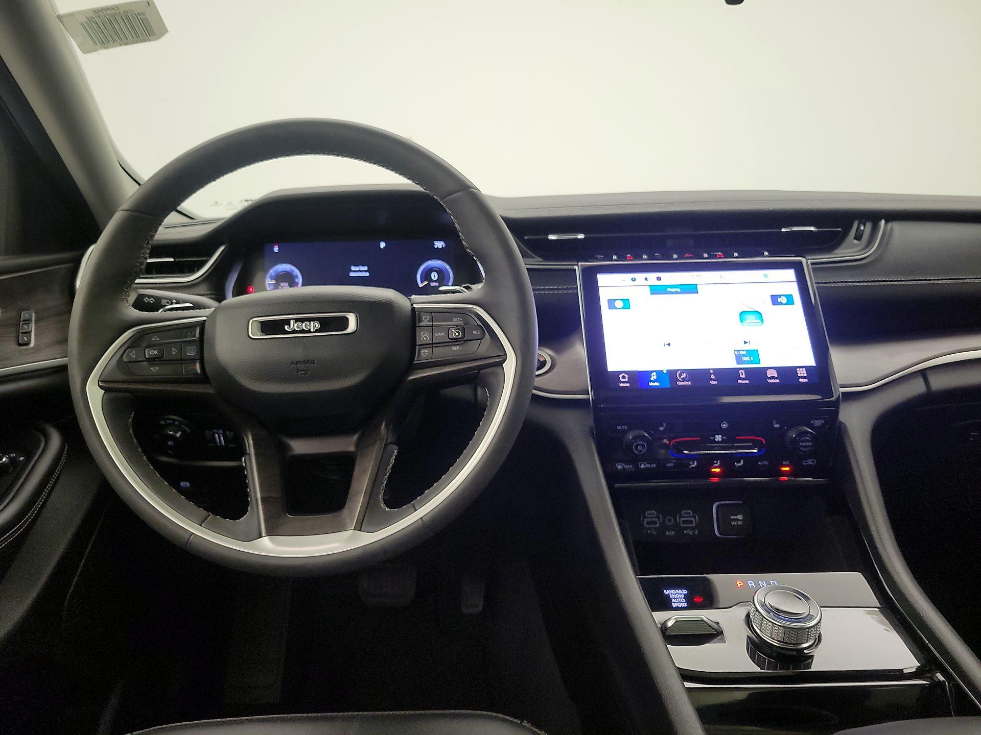 Thumbnail: 2023 Jeep Grand Cherokee L - 9