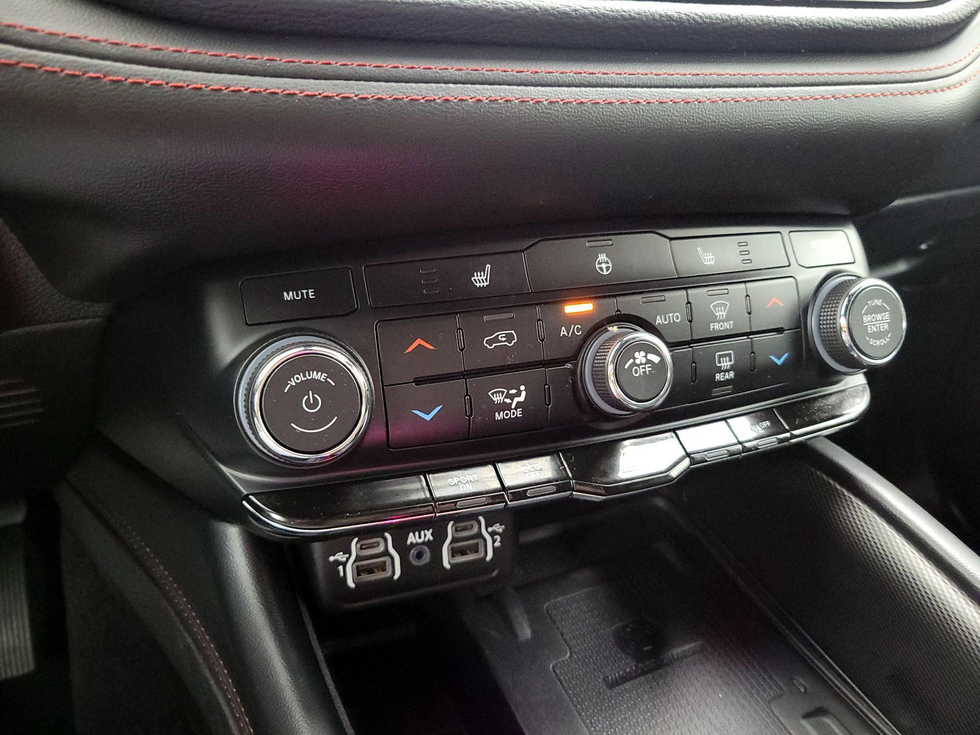 Thumbnail: 2024 Dodge Durango - 17