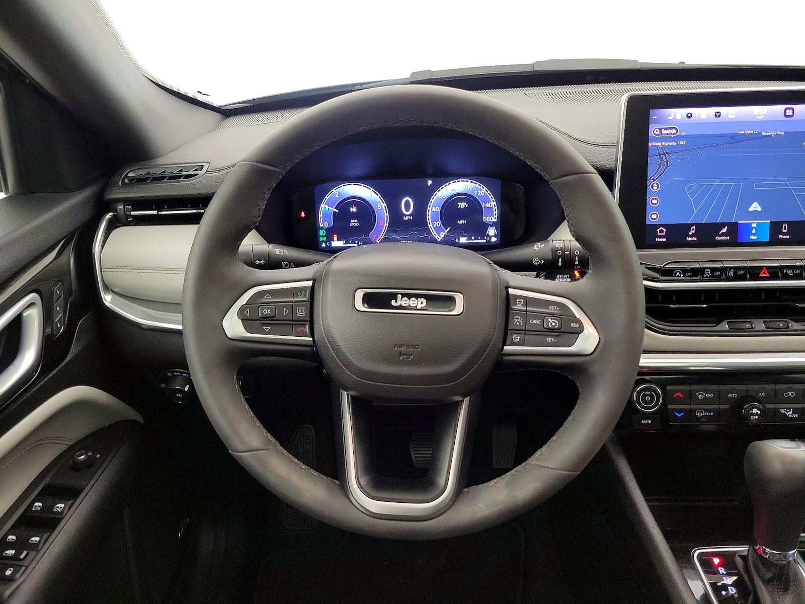 2024 Jeep Compass Limited - Photo 11