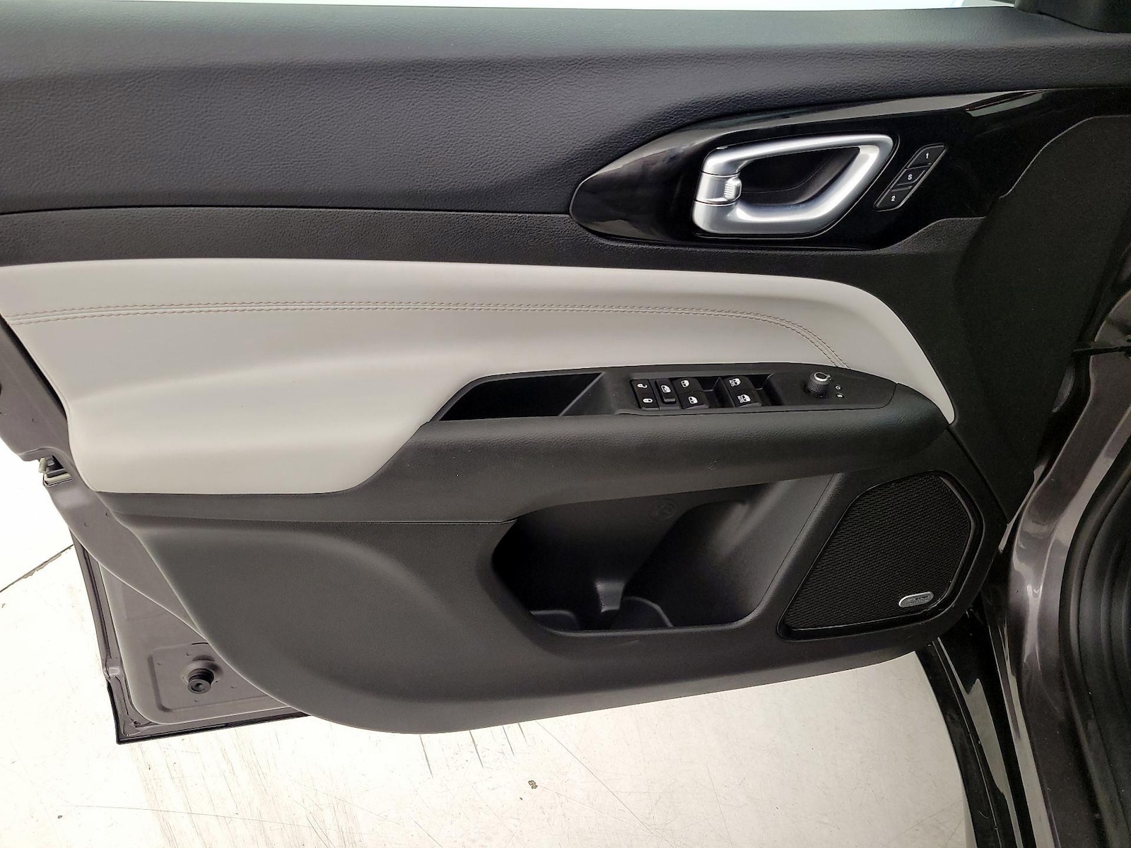 2024 Jeep Compass Limited - Photo 13