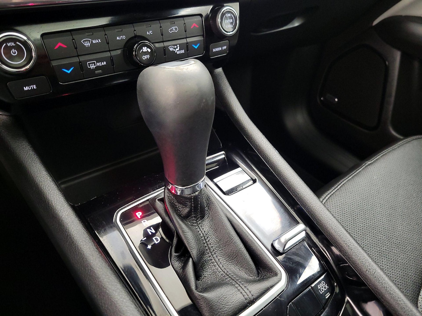 2024 Jeep Compass Limited - Photo 19