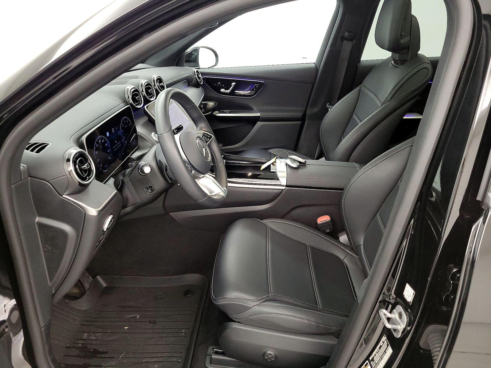 2024 Mercedes-Benz GLC GLC 300 - Photo 12