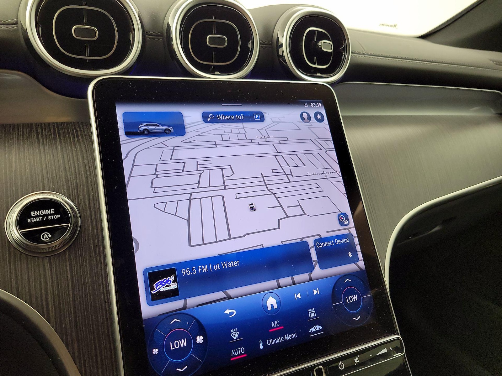 2024 Mercedes-Benz GLC GLC 300 - Photo 15