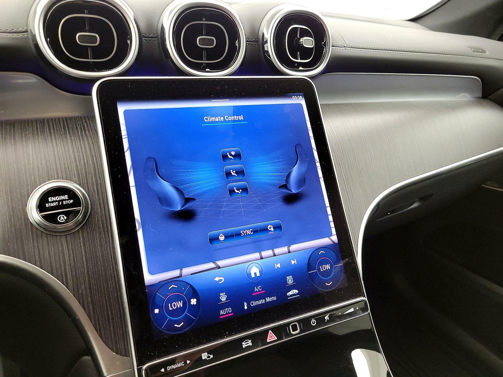 2024 Mercedes-Benz GLC GLC 300 - Photo 18