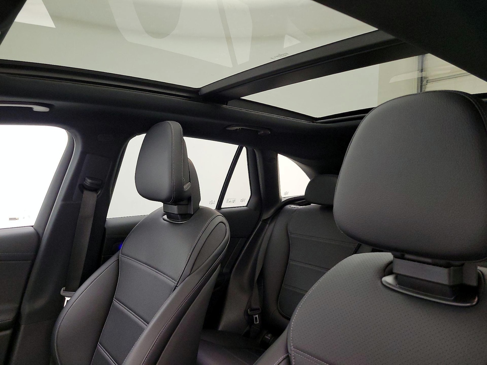 2024 Mercedes-Benz GLC GLC 300 - Photo 20
