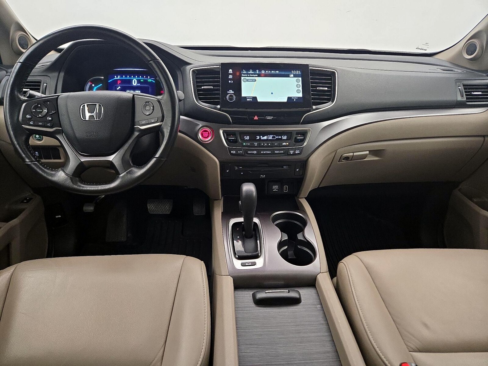 Apple CarPlay® & Android Auto™