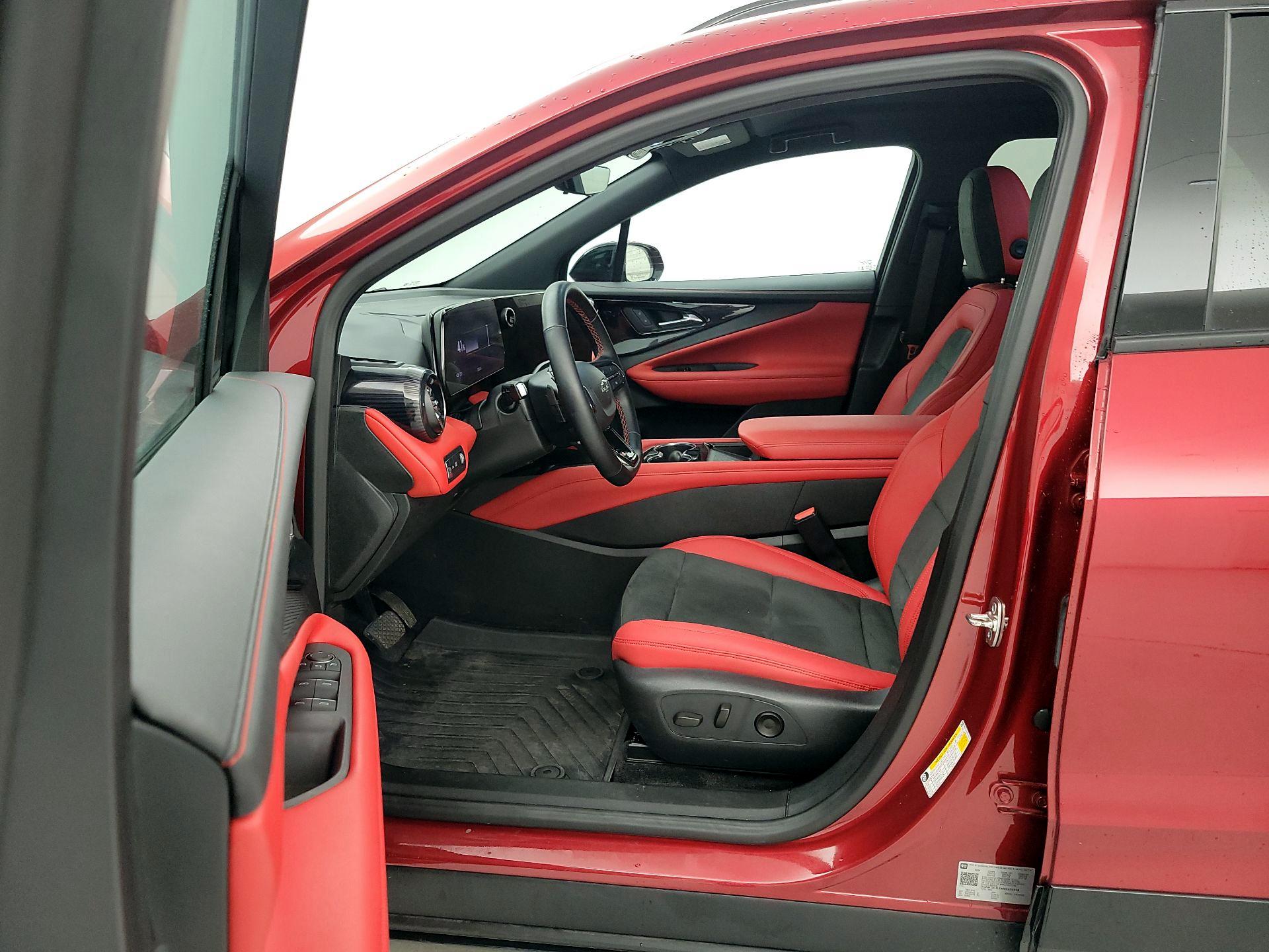 Thumbnail: 2024 Chevrolet Blazer EV - 11