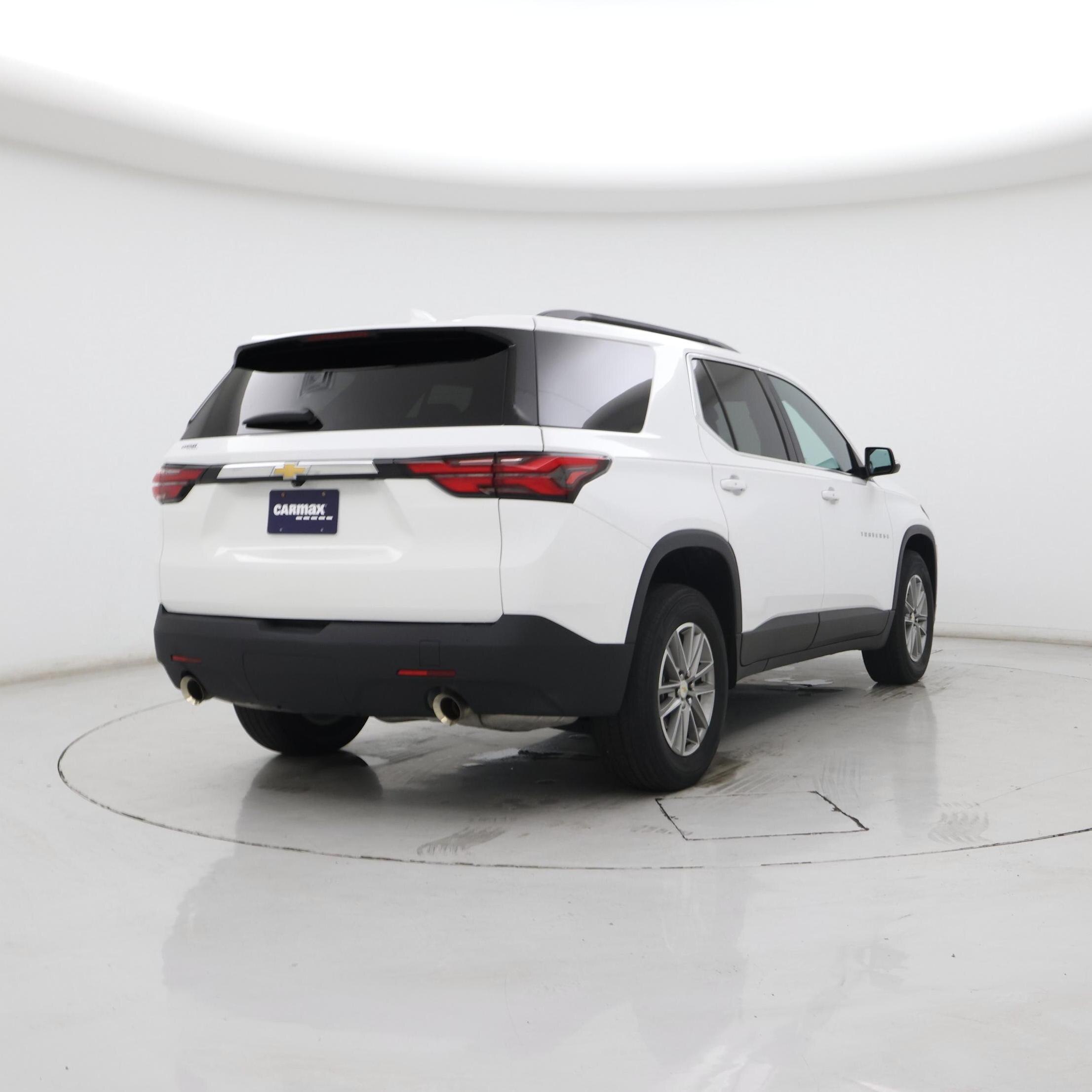 Thumbnail: 2023 Chevrolet Traverse - 8