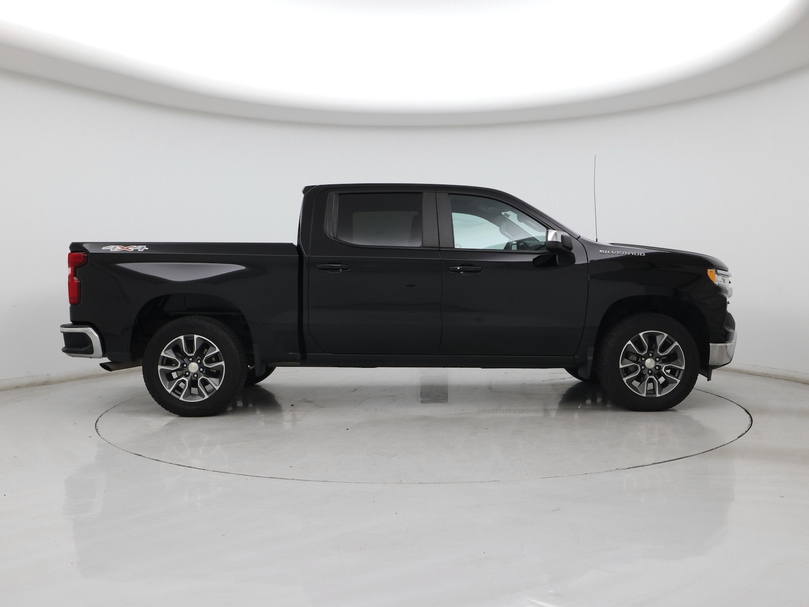 2024 Chevrolet Silverado 1500 LT - Photo 8