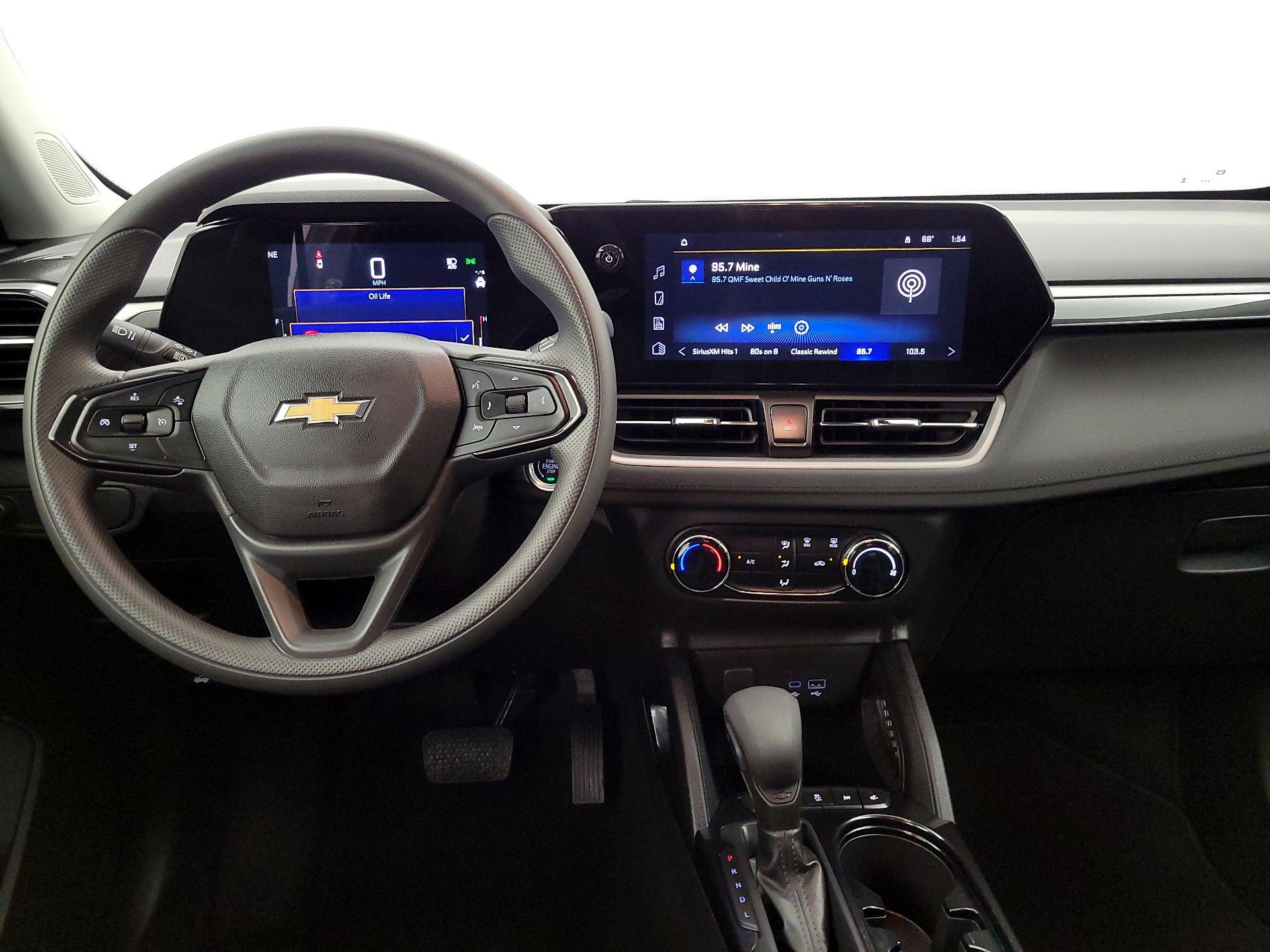 Thumbnail: 2026 Chevrolet TrailBlazer - 9