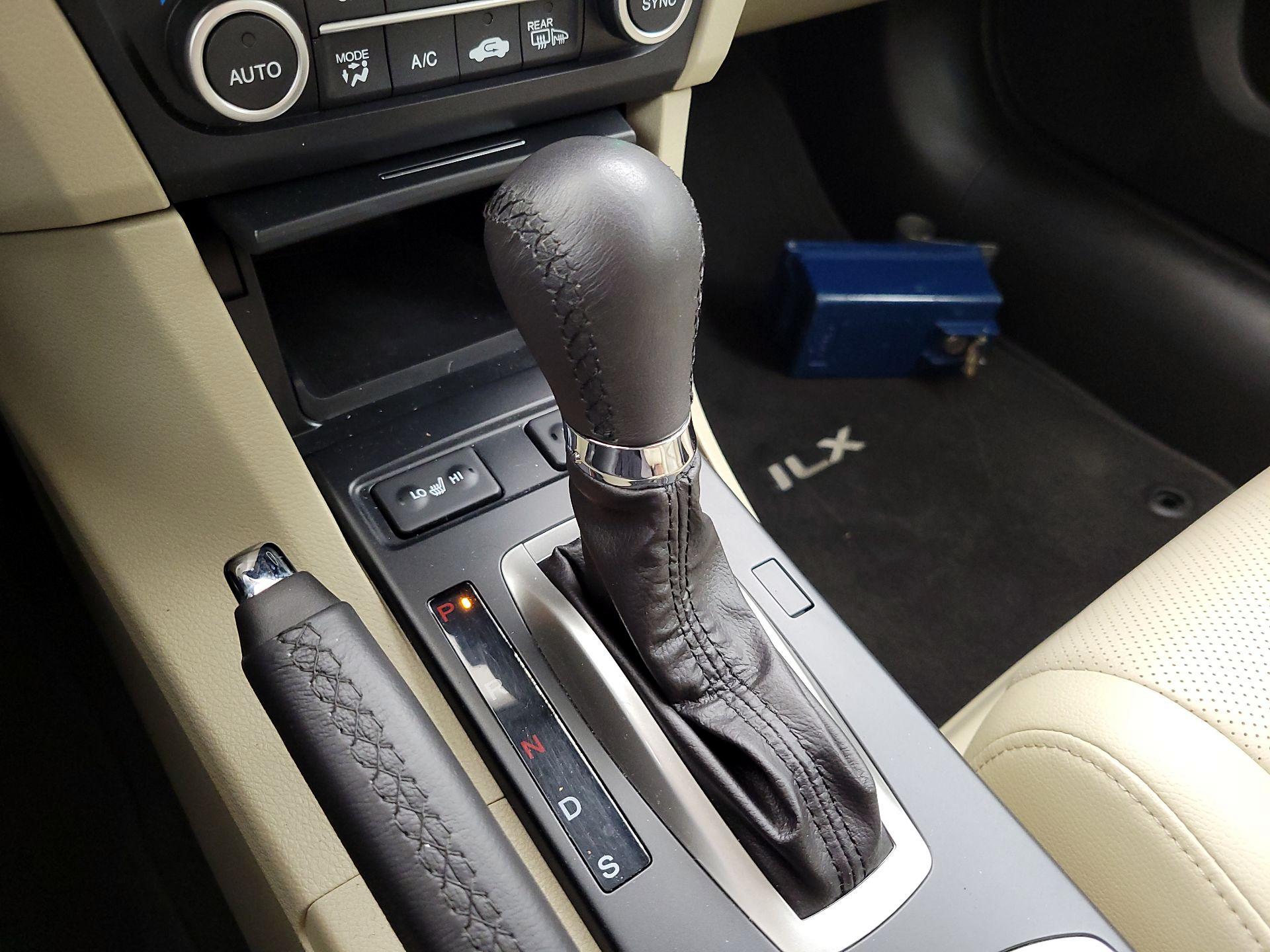 Thumbnail: 2016 Acura ILX - 18
