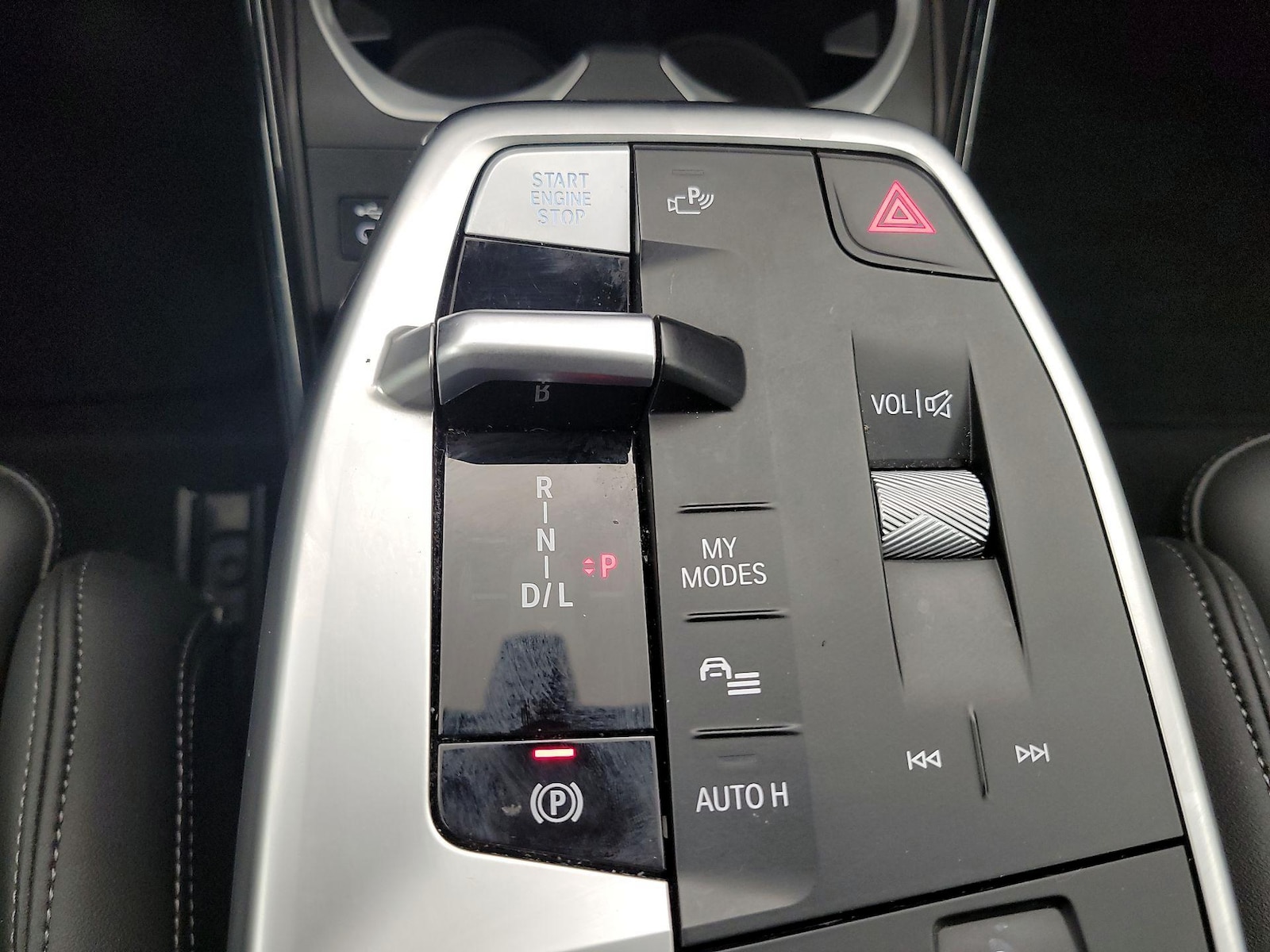 2024 BMW X1 28i - Photo 18