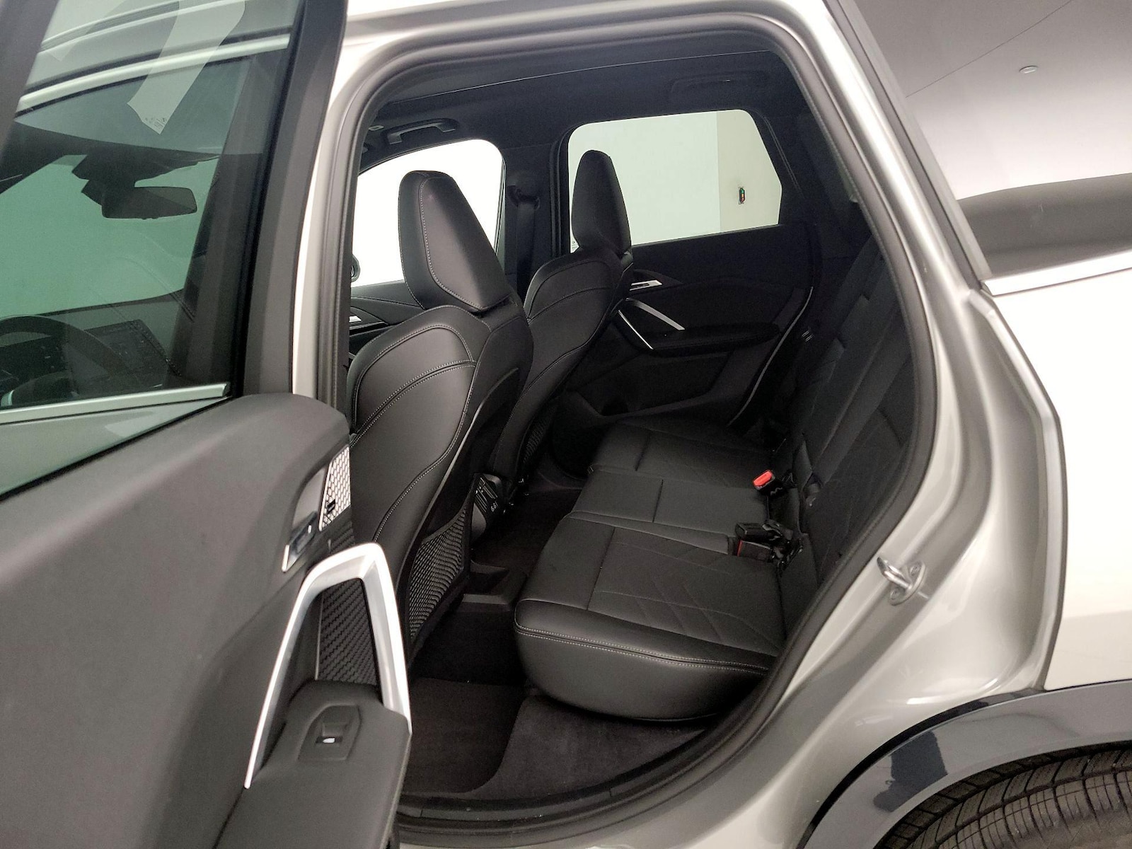 2024 BMW X1 28i - Photo 19