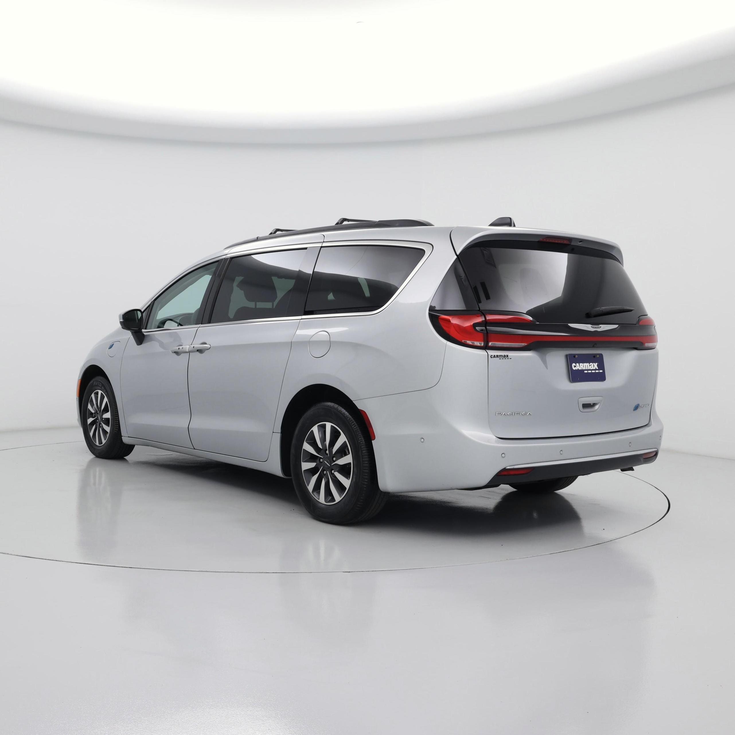 Thumbnail: 2023 Chrysler Pacifica - 2
