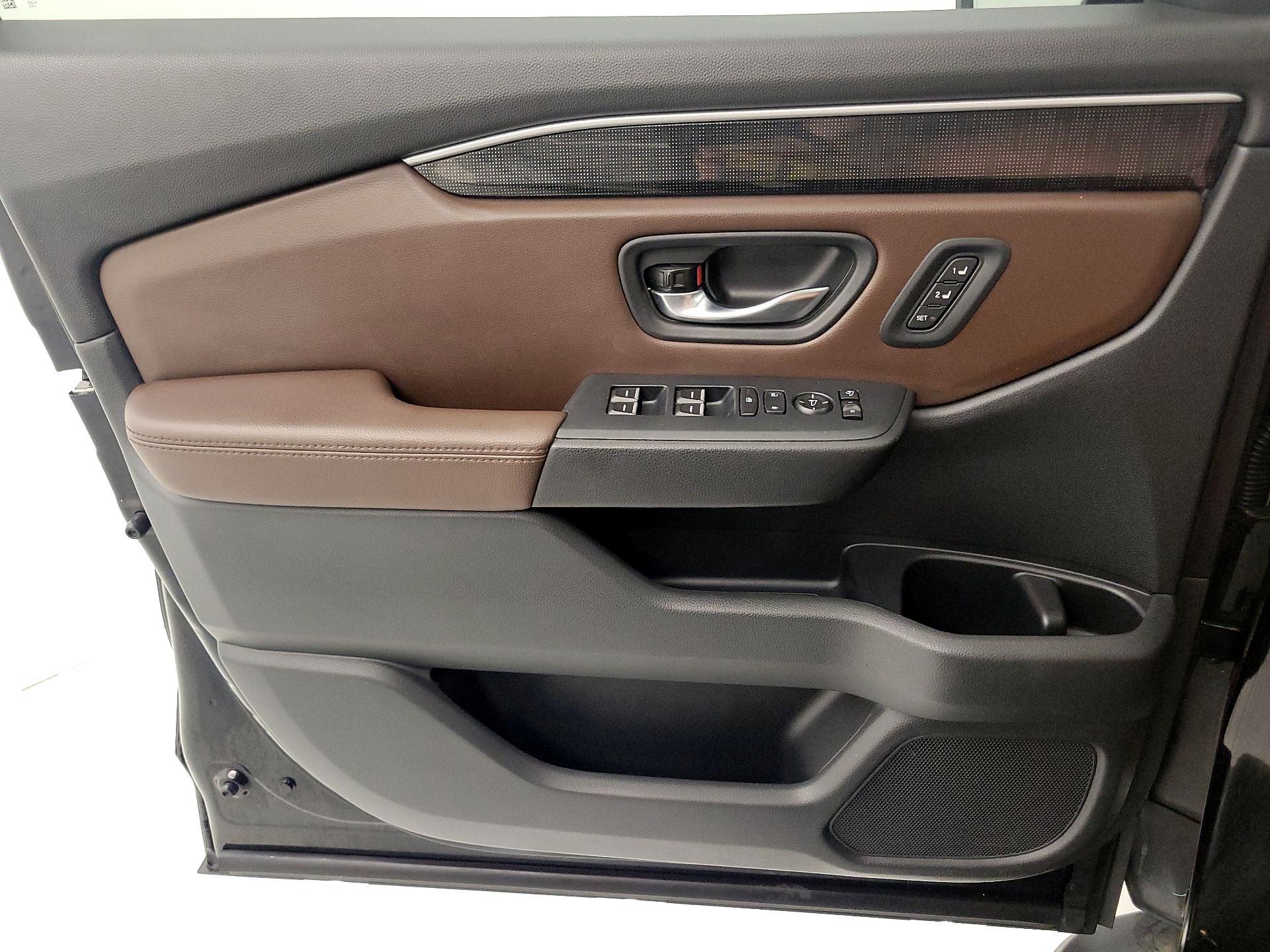 Thumbnail: 2023 Honda Pilot - 12