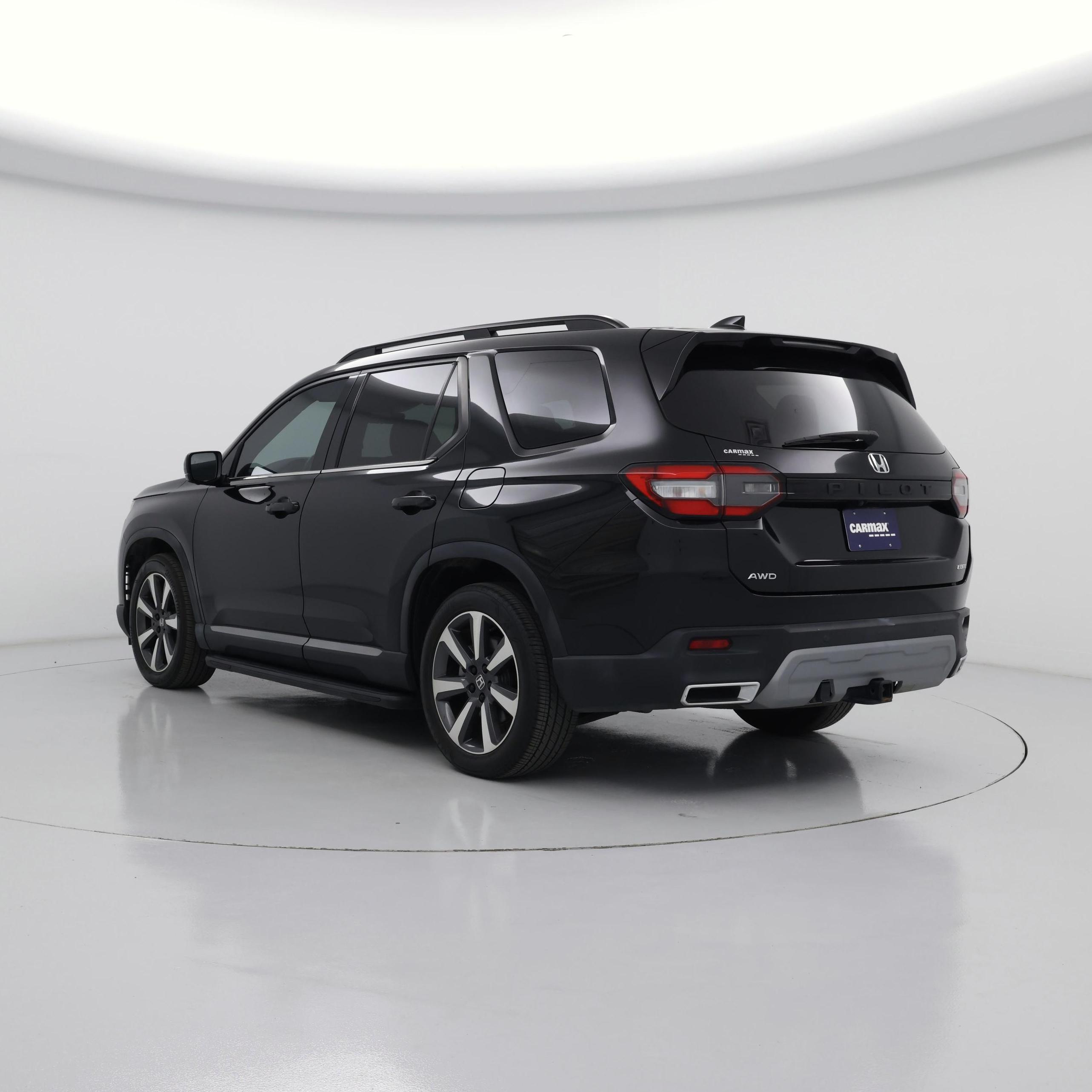 Thumbnail: 2023 Honda Pilot - 2