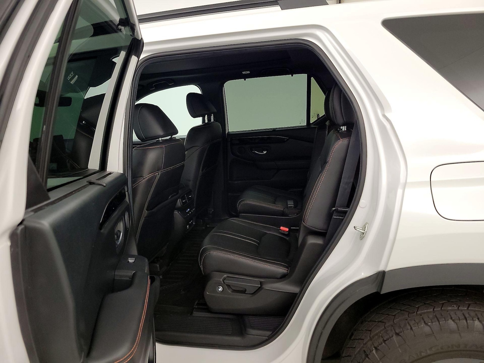 Rear Air Conditioning