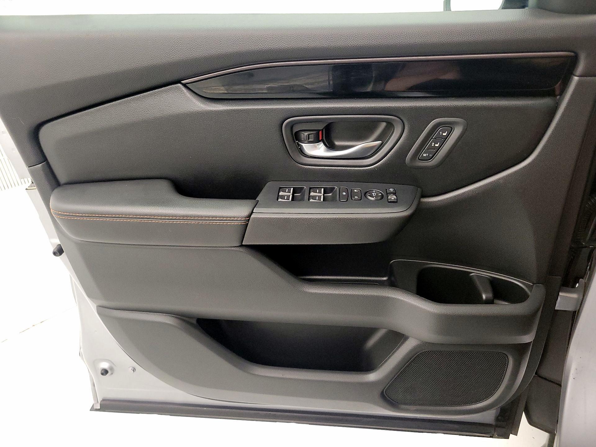 Thumbnail: 2023 Honda Pilot - 12