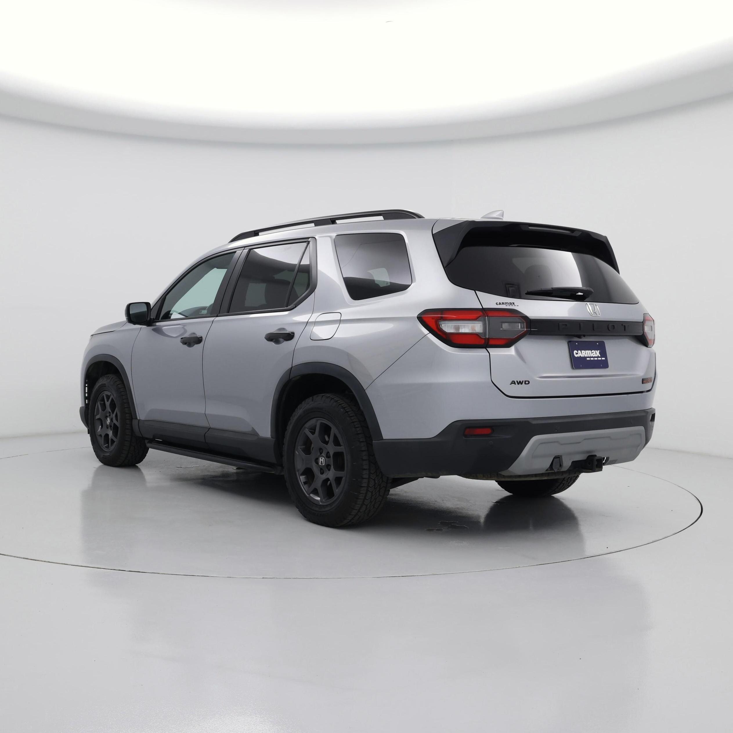 Thumbnail: 2023 Honda Pilot - 2